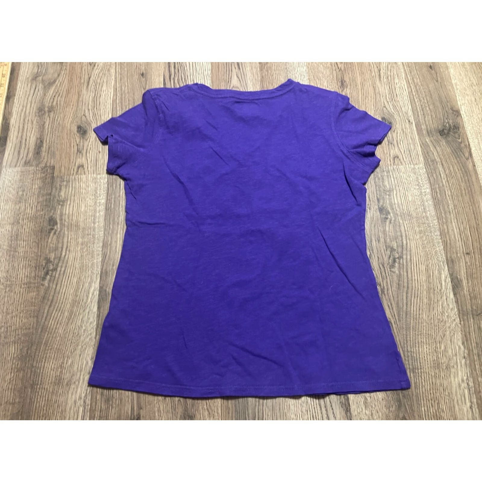 Vintage Team Apparel Shirt Womens Large Purple Minnesota Vikings V-Neck Shirt Size L / US 10 / IT 46 - 2 Thumbnail
