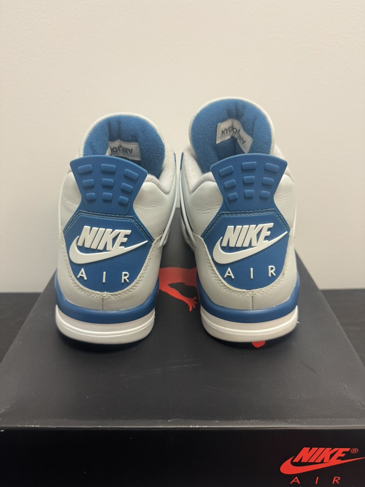 Jordan Brand Jordan 4 military blue Size US 9.5 / EU 42-43 - 4 Thumbnail