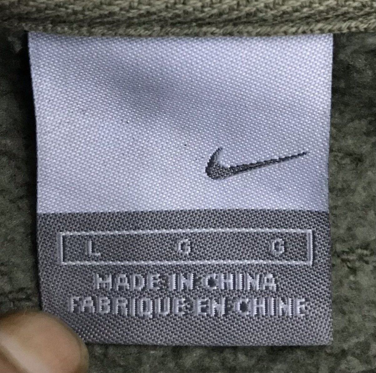 Nike × Vintage Vintage Nike Air Is Not A Shoe Sweatshirt Size US L / EU 52-54 / 3 - 9 Thumbnail