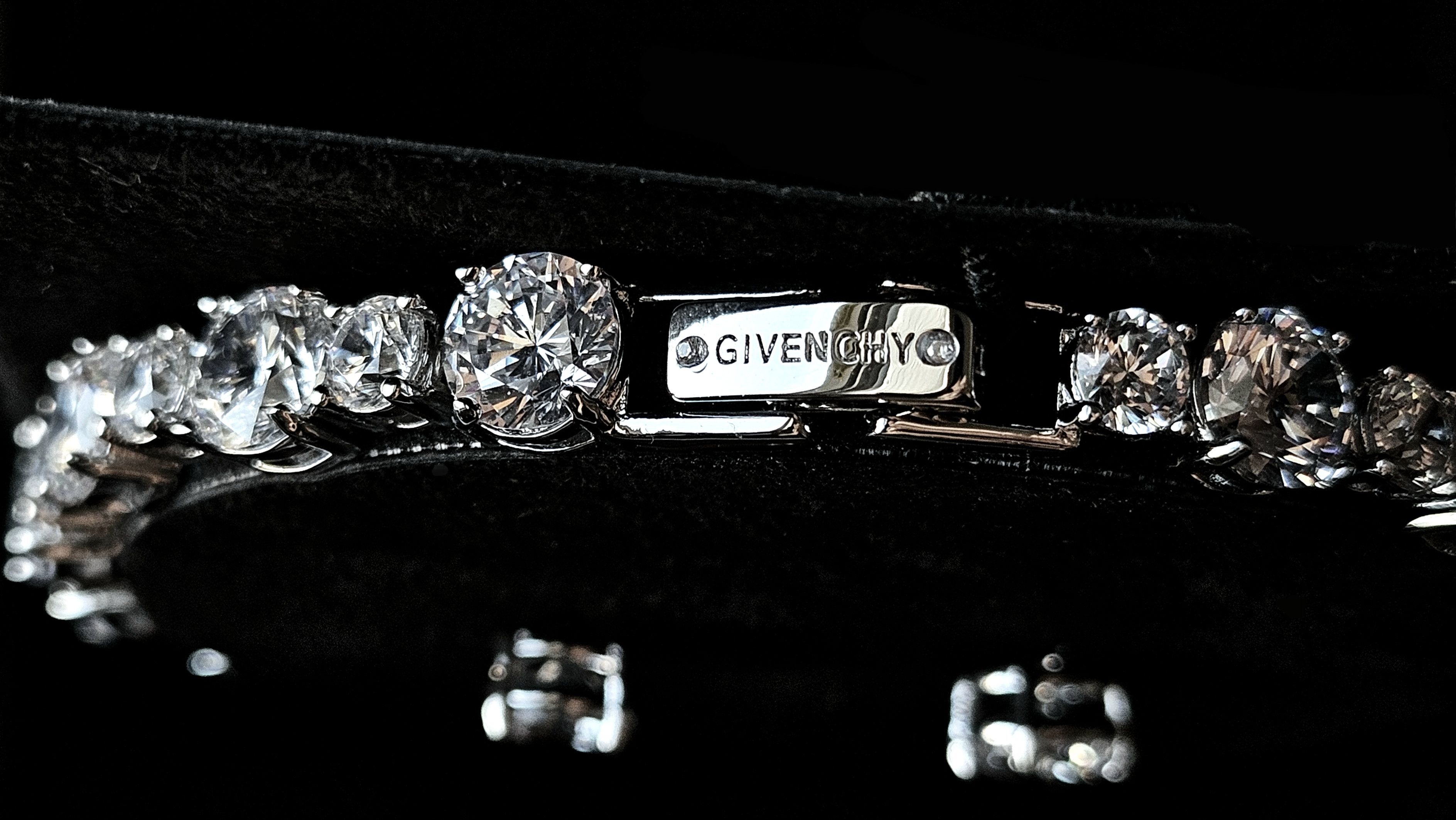 Givenchy 💎Crystal Cubic Silver Tennis Bracelet Size ONE SIZE - 6 Thumbnail