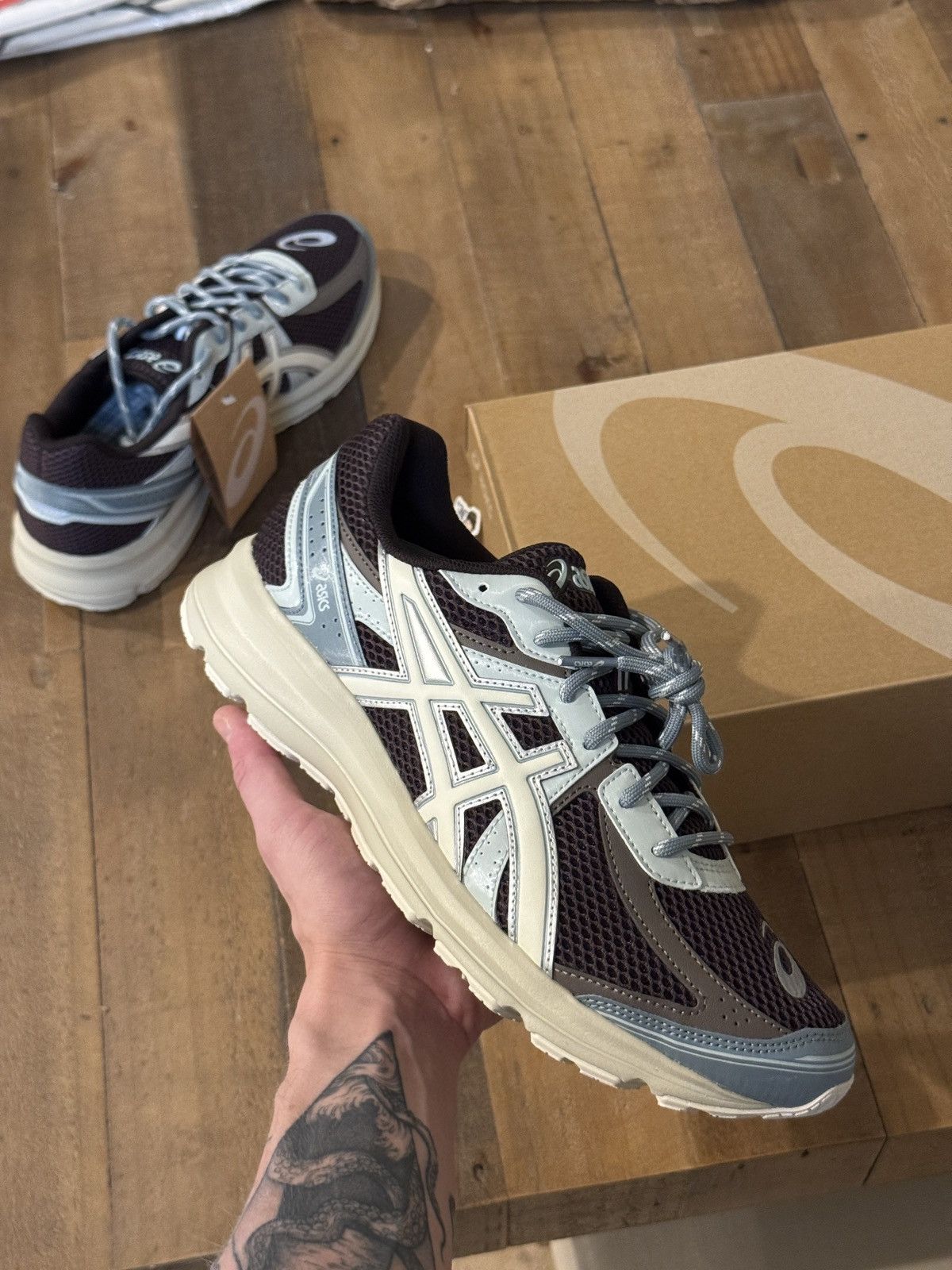 Asics Kith x Asics JOG 100S Size 12 Size US 12 / EU 45 - 19 Thumbnail