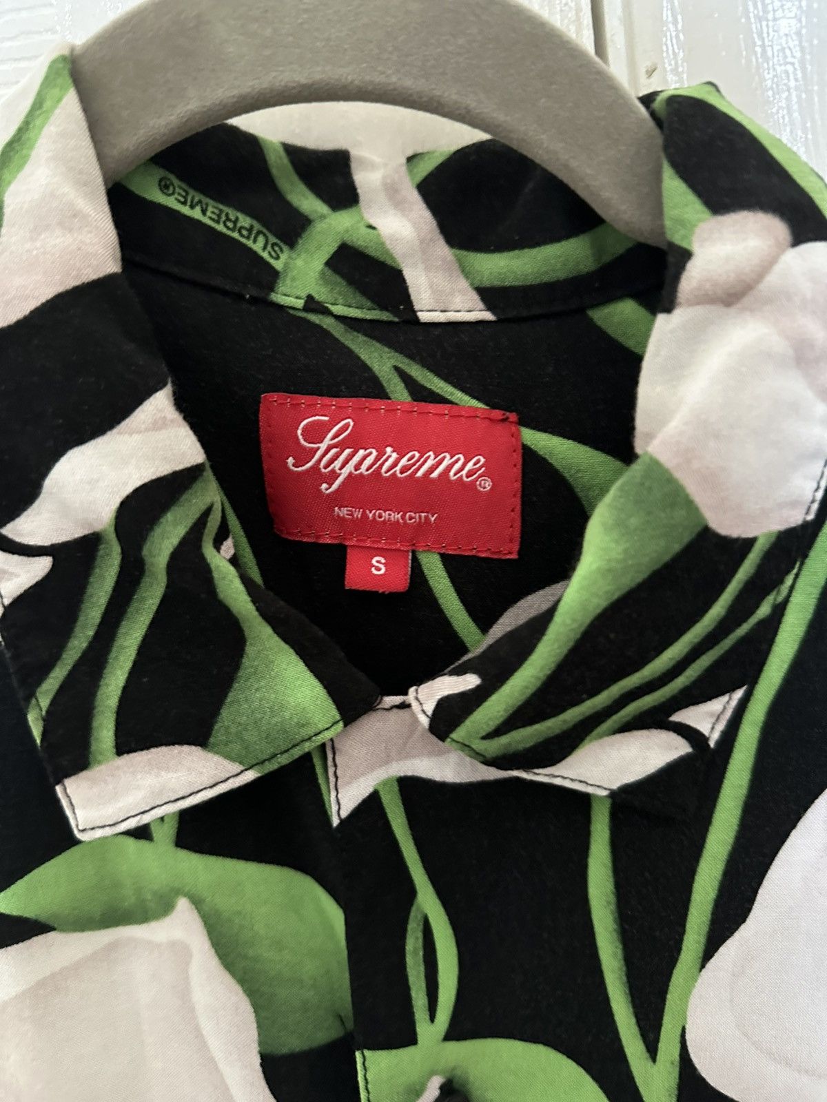 Supreme Supreme Lily Rayon Shirt Size US S / EU 44-46 / 1 - 3 Thumbnail