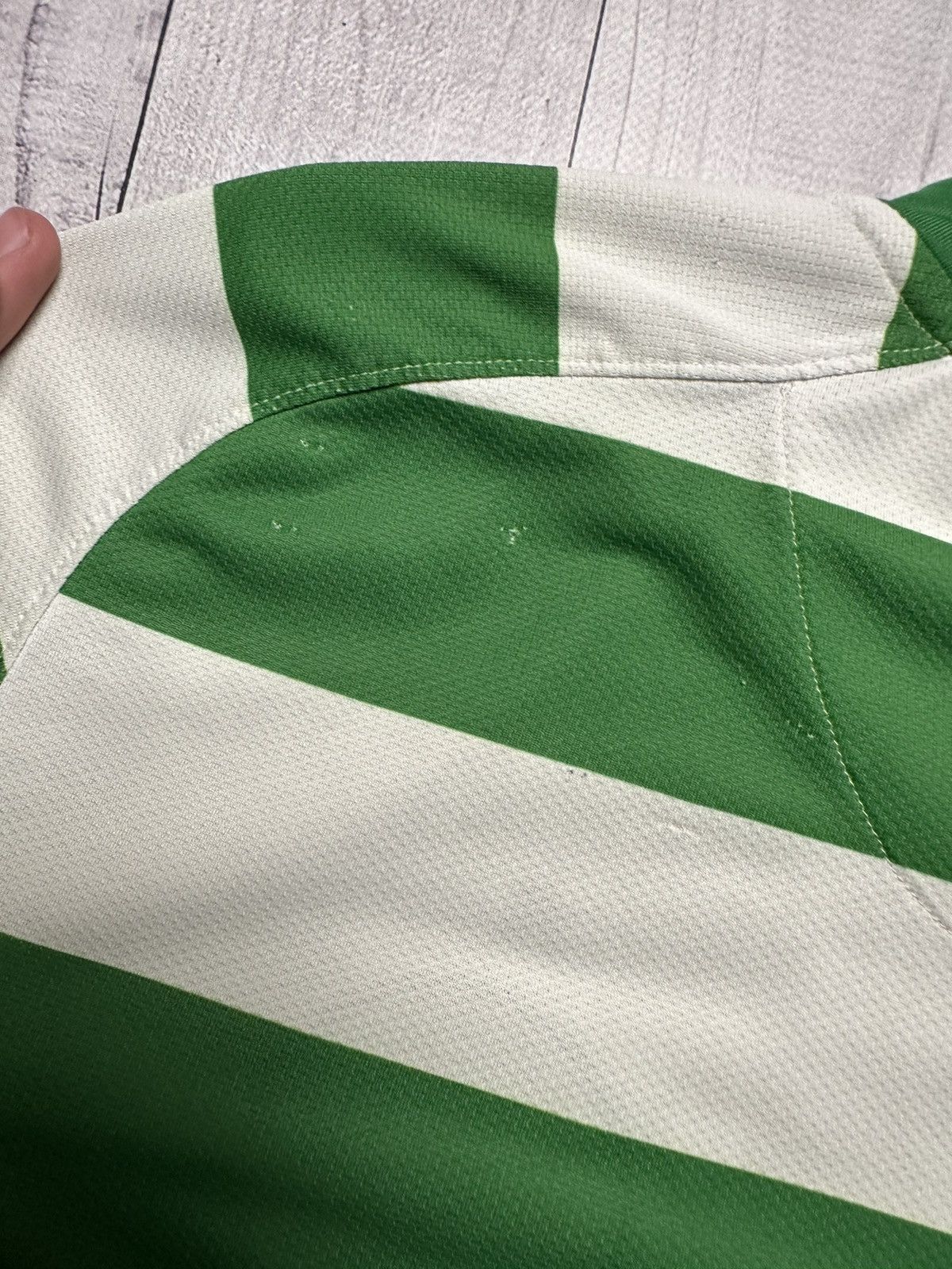 Nike × Vintage Vintage Nike Celtic soccer jersey size M Striped Size US M / EU 48-50 / 2 - 10 Thumbnail