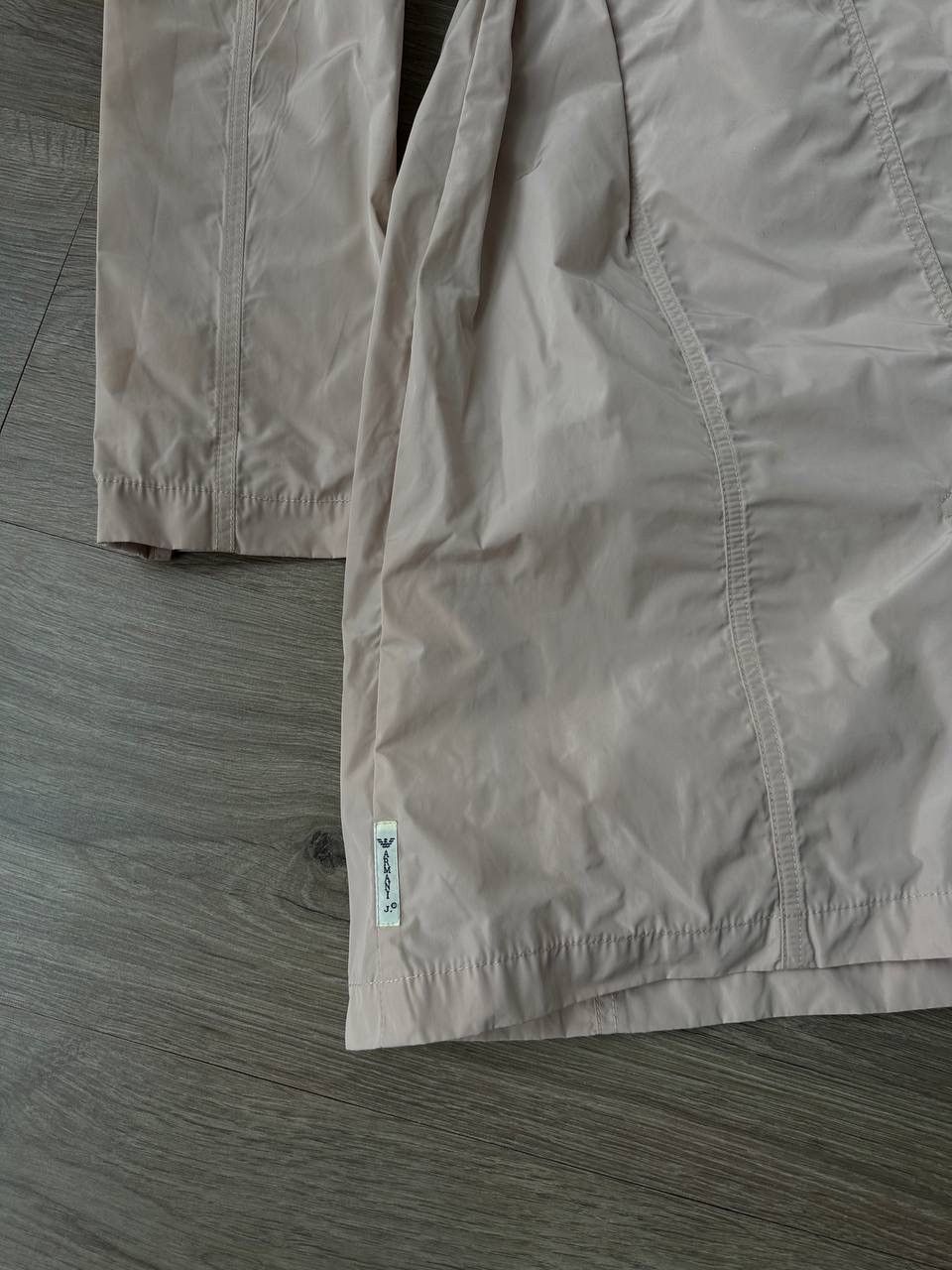 Armani × Vintage Vintage Armani Jeans Nylon Beige Coats Womens Jacket Size M / US 6-8 / IT 42-44 - 14 Thumbnail
