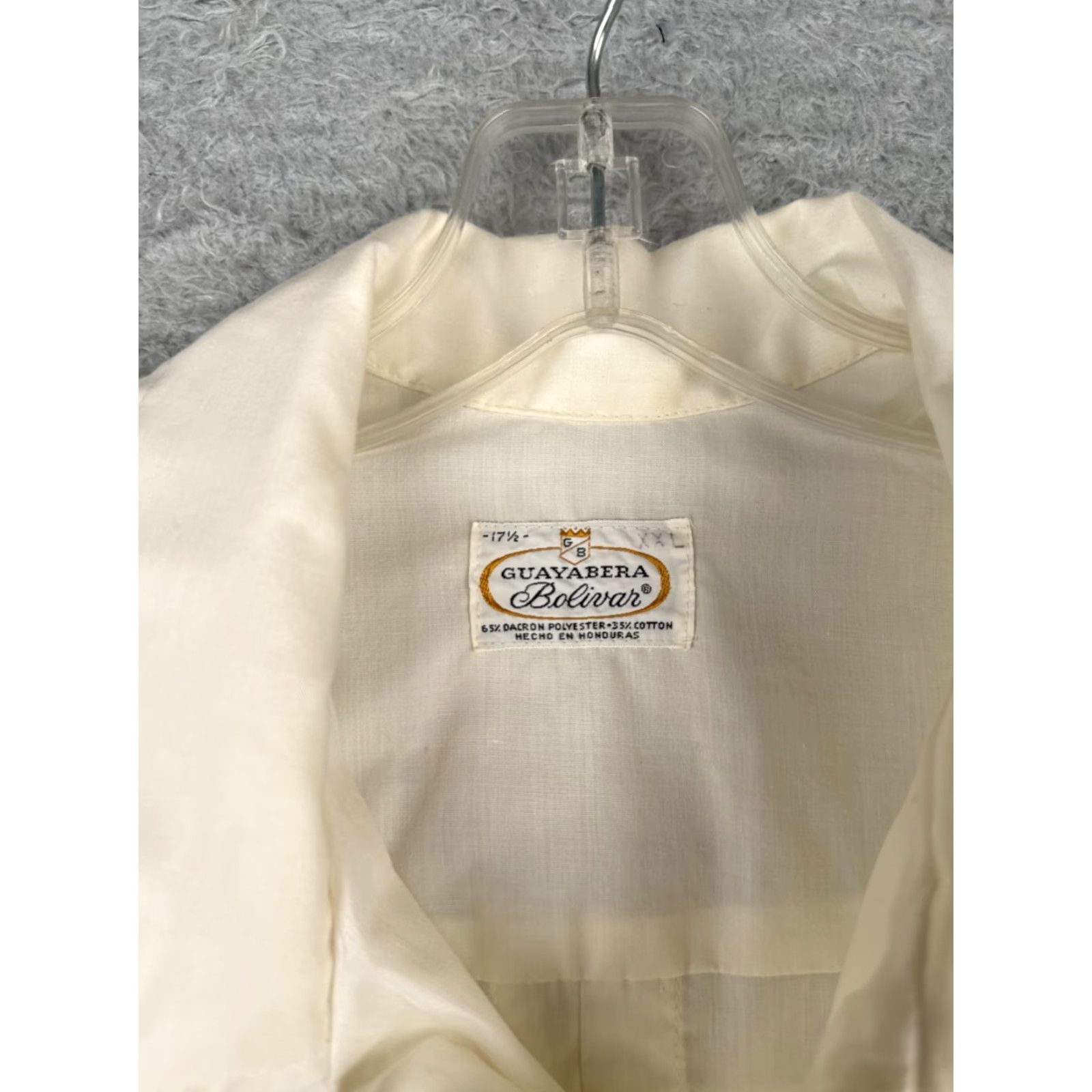 Vintage Guayabera Bolivar Shirt Adult 17.5 White Polyester Blend Cotton 4 Pocket Button-Up Short Sleeve Casual Beach Classic Mens Size US XL / EU 56 / 4 - 6 Thumbnail
