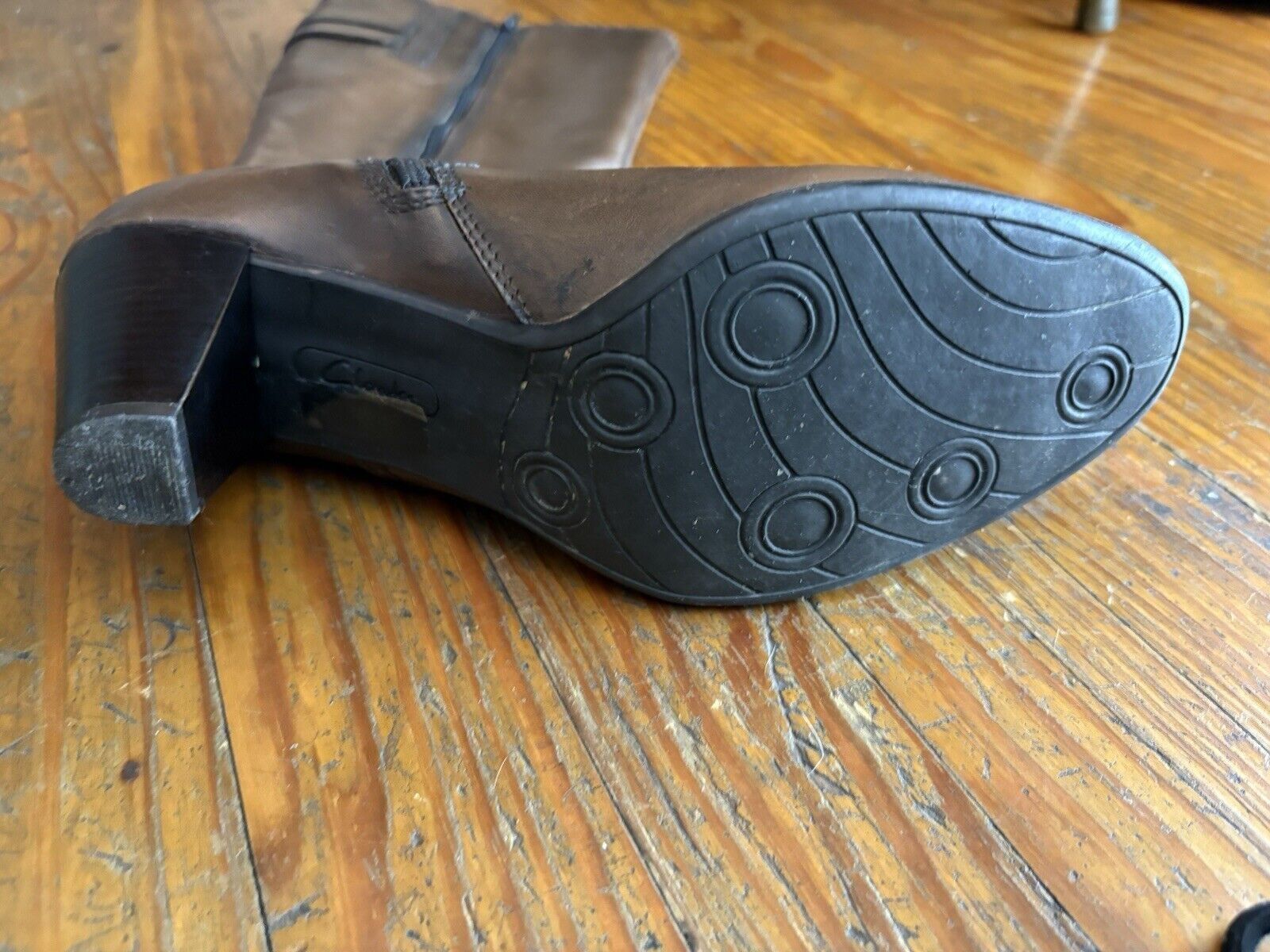 Clarks Clarks 8 1/2 M Leather Knee High Riding Boots 3" Buckles Size US 8.5 / IT 38.5 - 7 Thumbnail