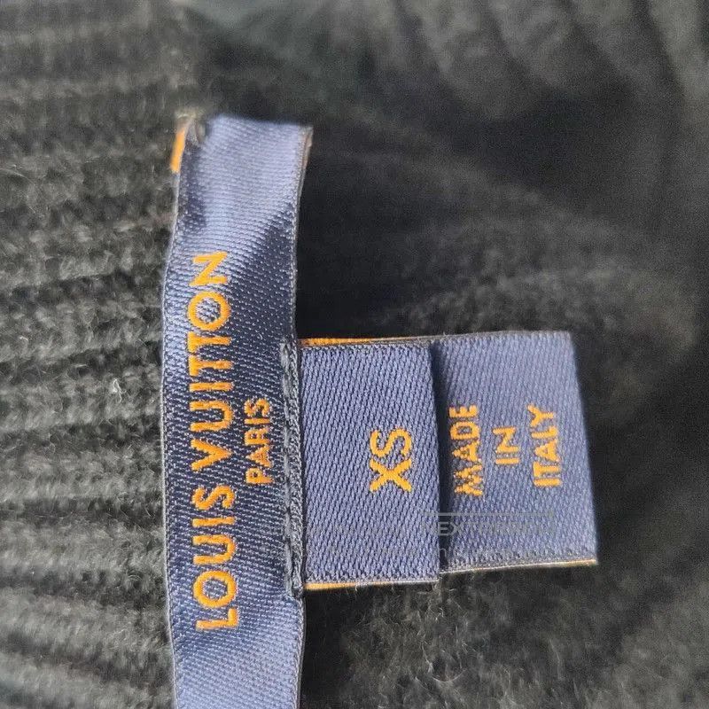 Louis Vuitton Louis Vuitton Black Logo Knit Sweater XS. Size US XS / EU 42 / 0 - 4 Thumbnail