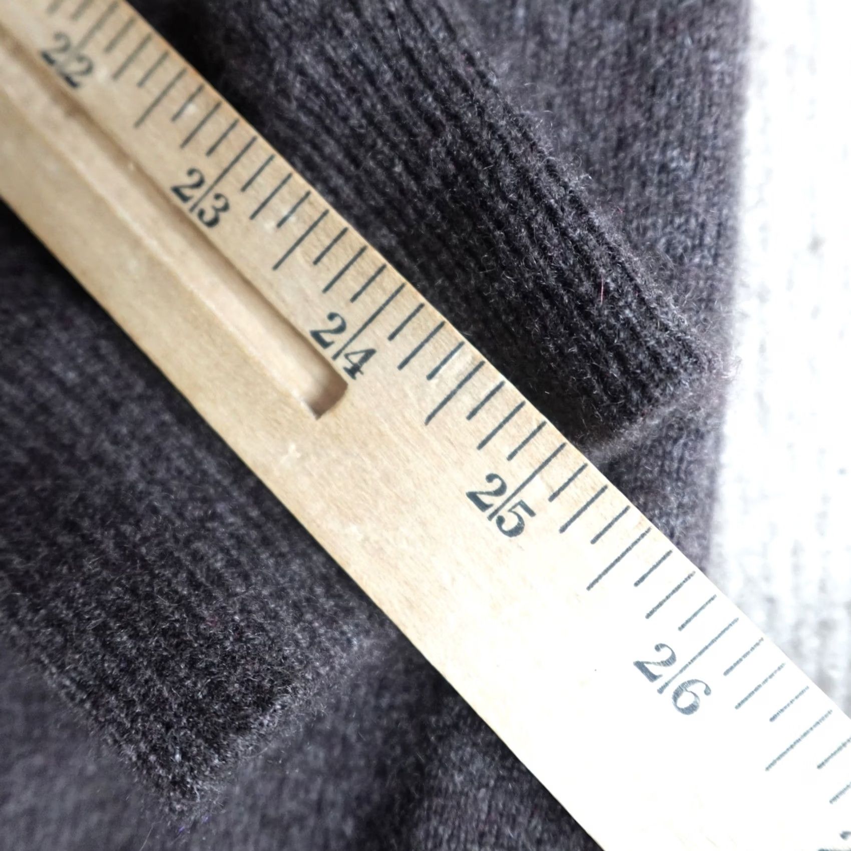 Club Room VINTAGE: No? (Excluded) Club Room Sweater Mens Regular M Brown Cashmere V-Neck Pullover Knit - WAIT Size US M / EU 48-50 / 2 - 8 Thumbnail