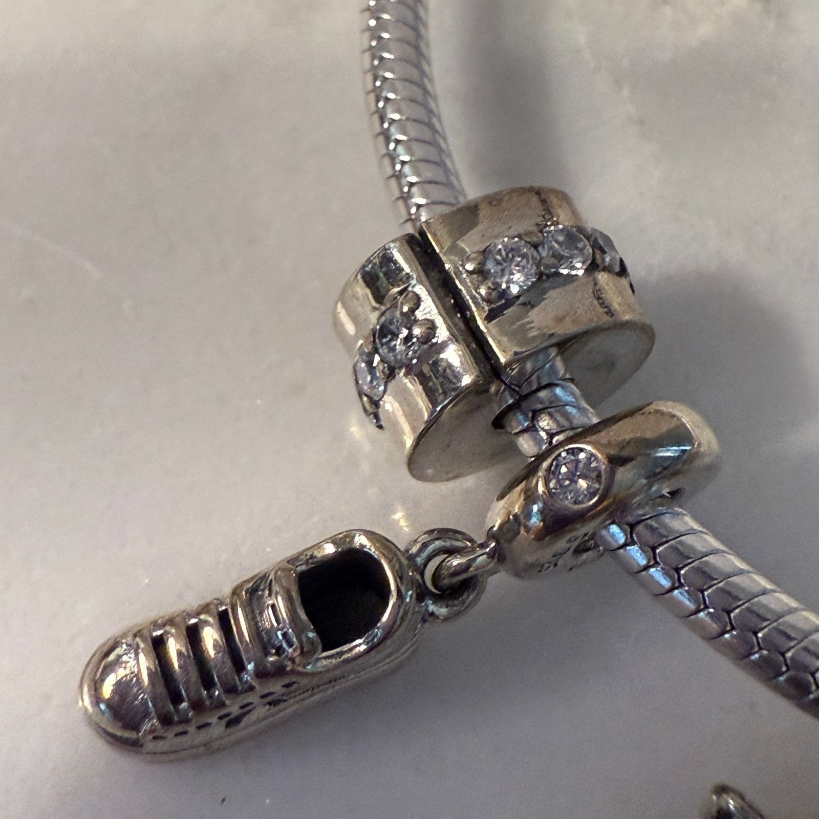 pandora Authentic Pandora, SZ 19Cm, Moments Silver Bracelet, 7 Adven Size ONE SIZE - 4 Thumbnail