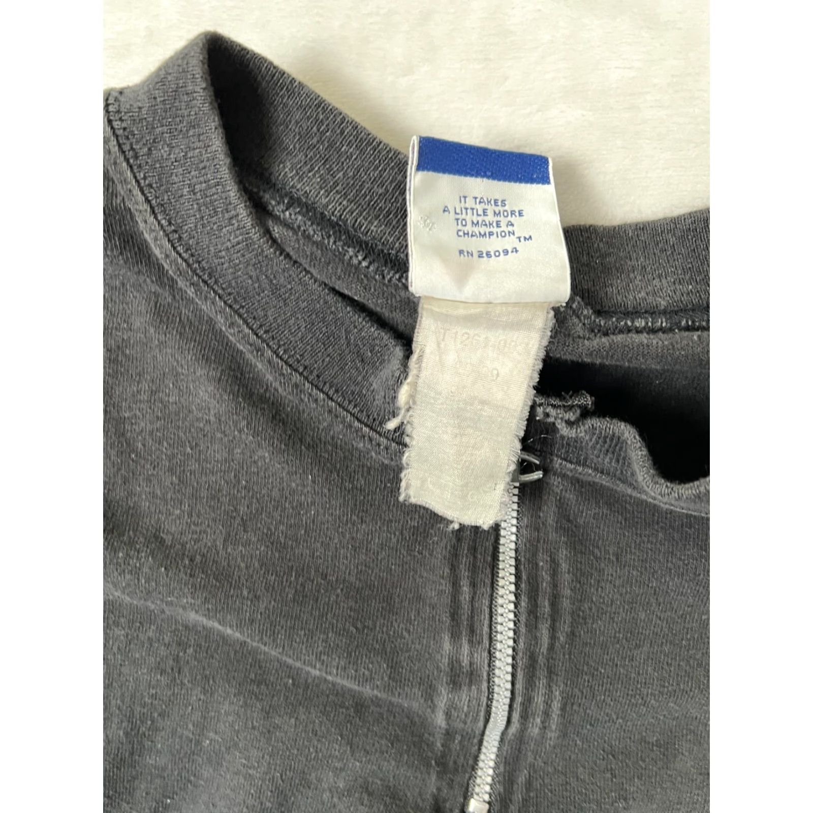 Champion Vintage Champion Long Sleeve 1/4 Zip Mens Large Black Made in USA 90s Size US L / EU 52-54 / 3 - 4 Thumbnail
