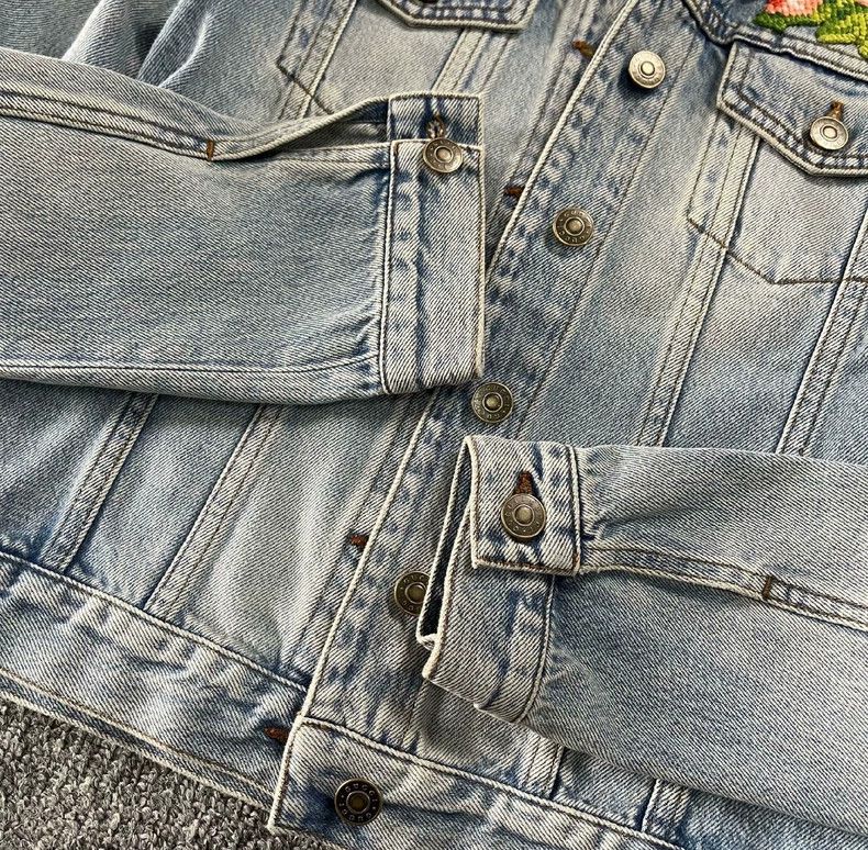 Gucci Gucci Embroidered tiger and little bee denim jacket 2505-Ne Size XS / US 0-2 / IT 36-38 - 5 Thumbnail