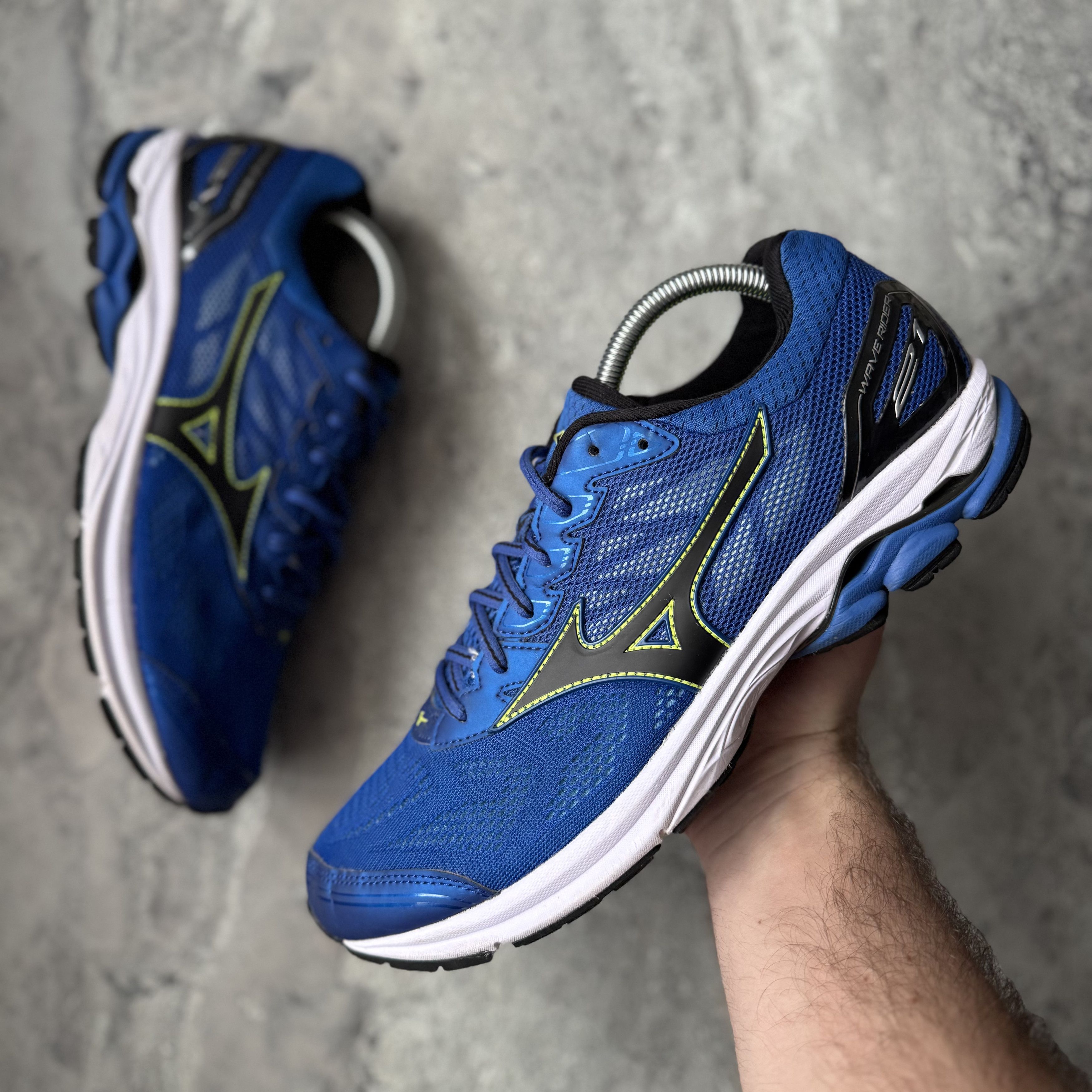 Mizuno Wave Rider 21