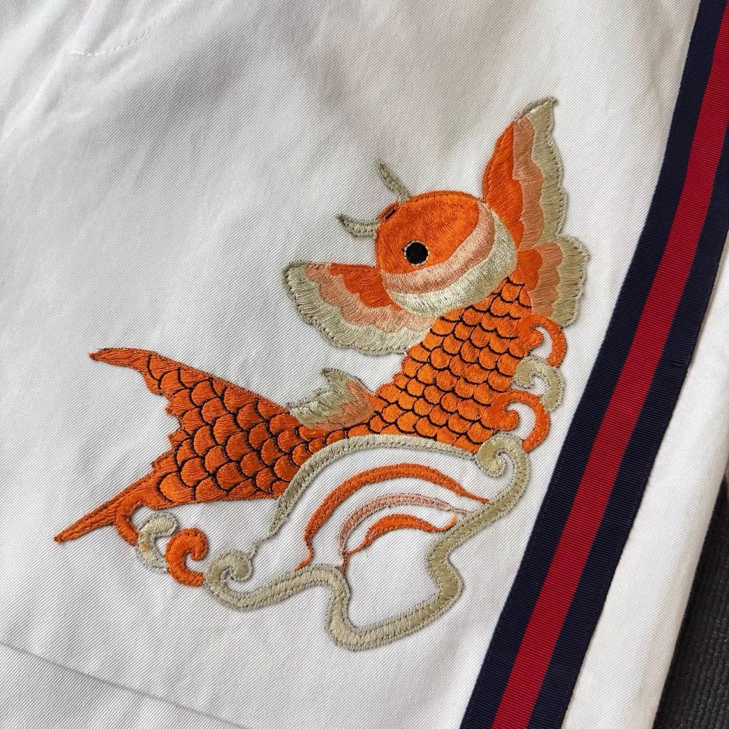 Gucci Gucci White Shorts with Koi Carp Embroidery Q10 Size US 36 / EU 52 - 3 Thumbnail