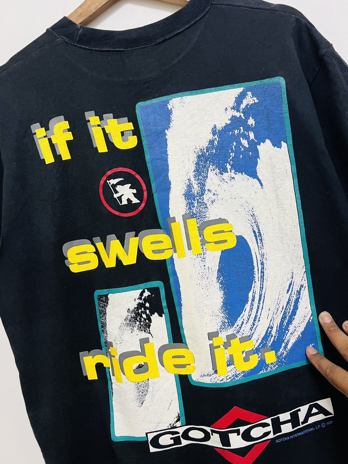 Gotcha × Vintage VINTAGE 1992 GOTCHA INTERNATIONAL SURF TEE Size US M / EU 48-50 / 2 - 11 Thumbnail