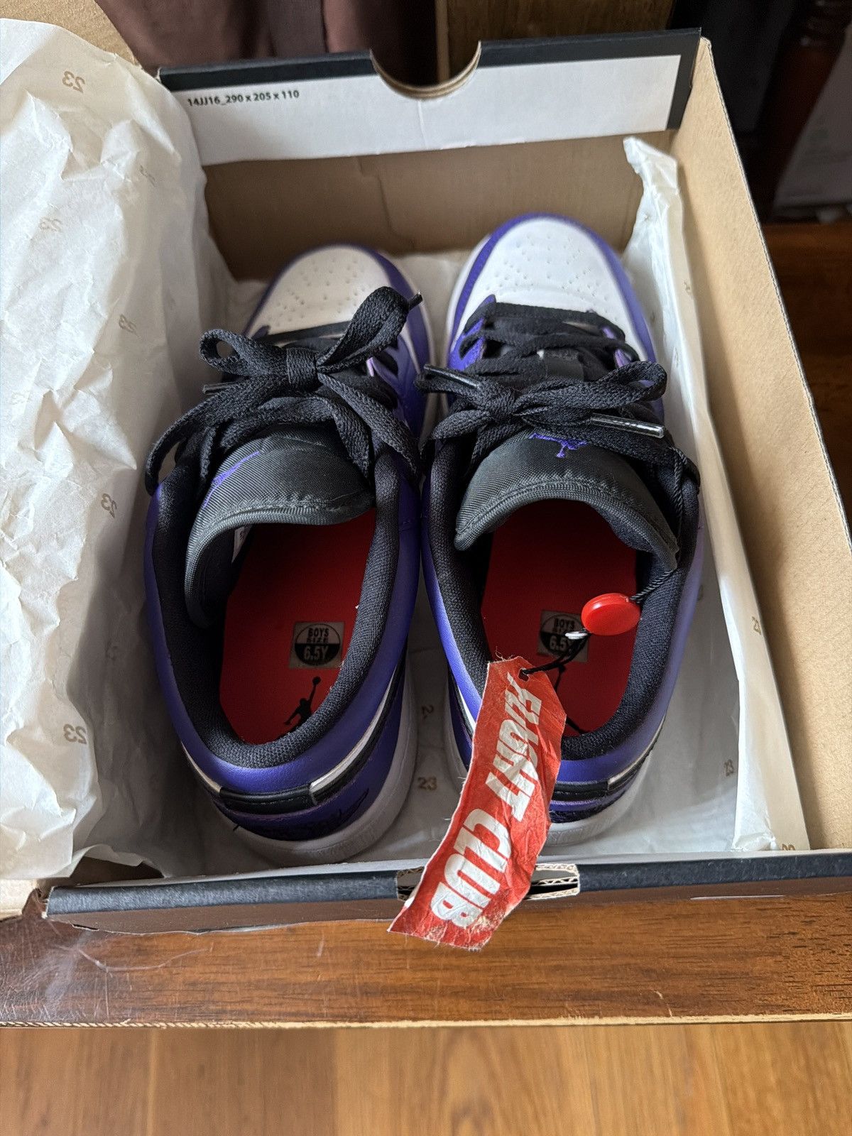 Jordan Brand Air Jordan 1 Low (GS) Size US 6.5 / IT 36.5 - 4 Thumbnail