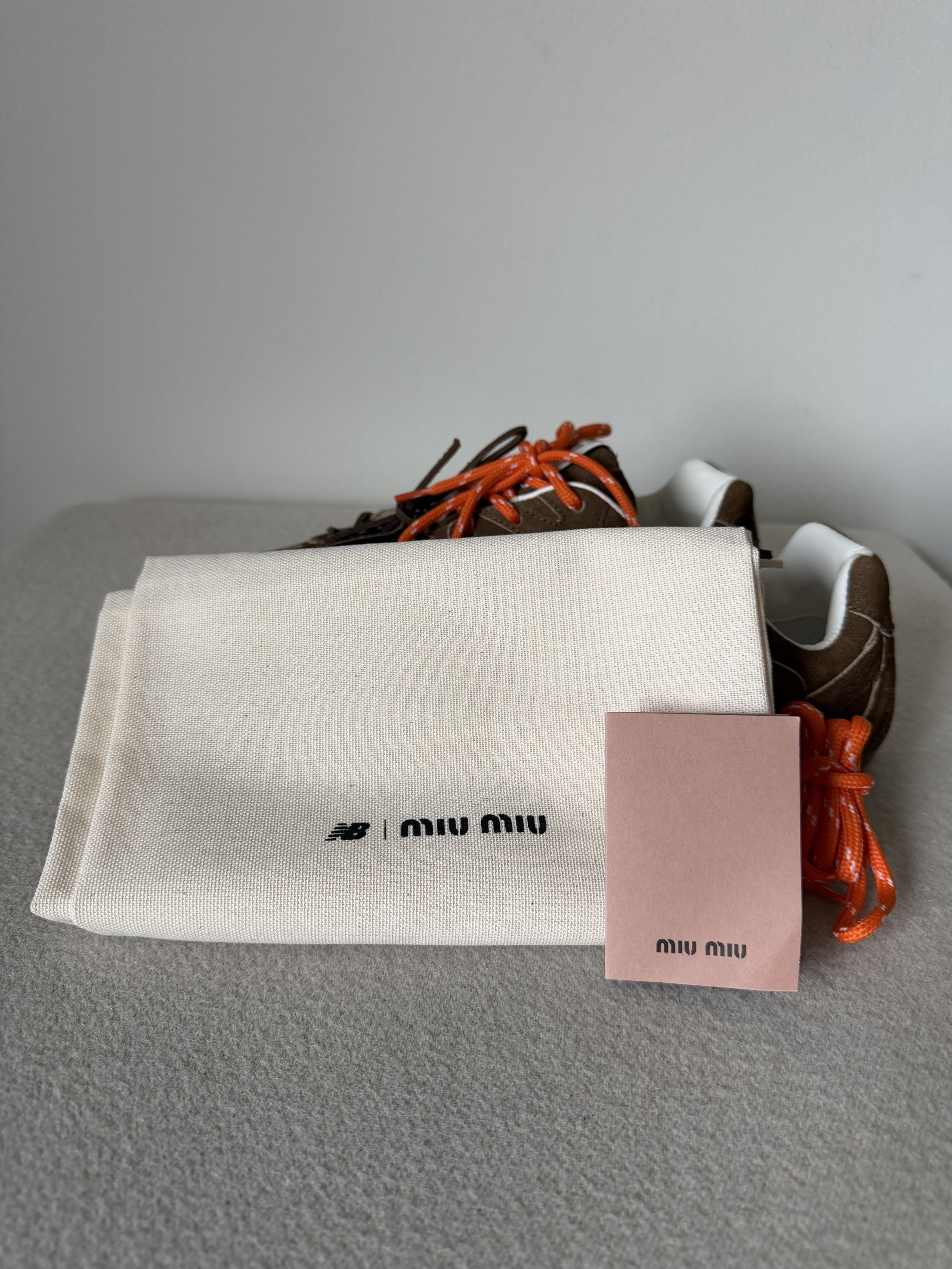 Miu Miu × New Balance Miu Miu New Balance 530 SL in Cinnamon Brown Size US 9 / EU 42 - 7 Thumbnail