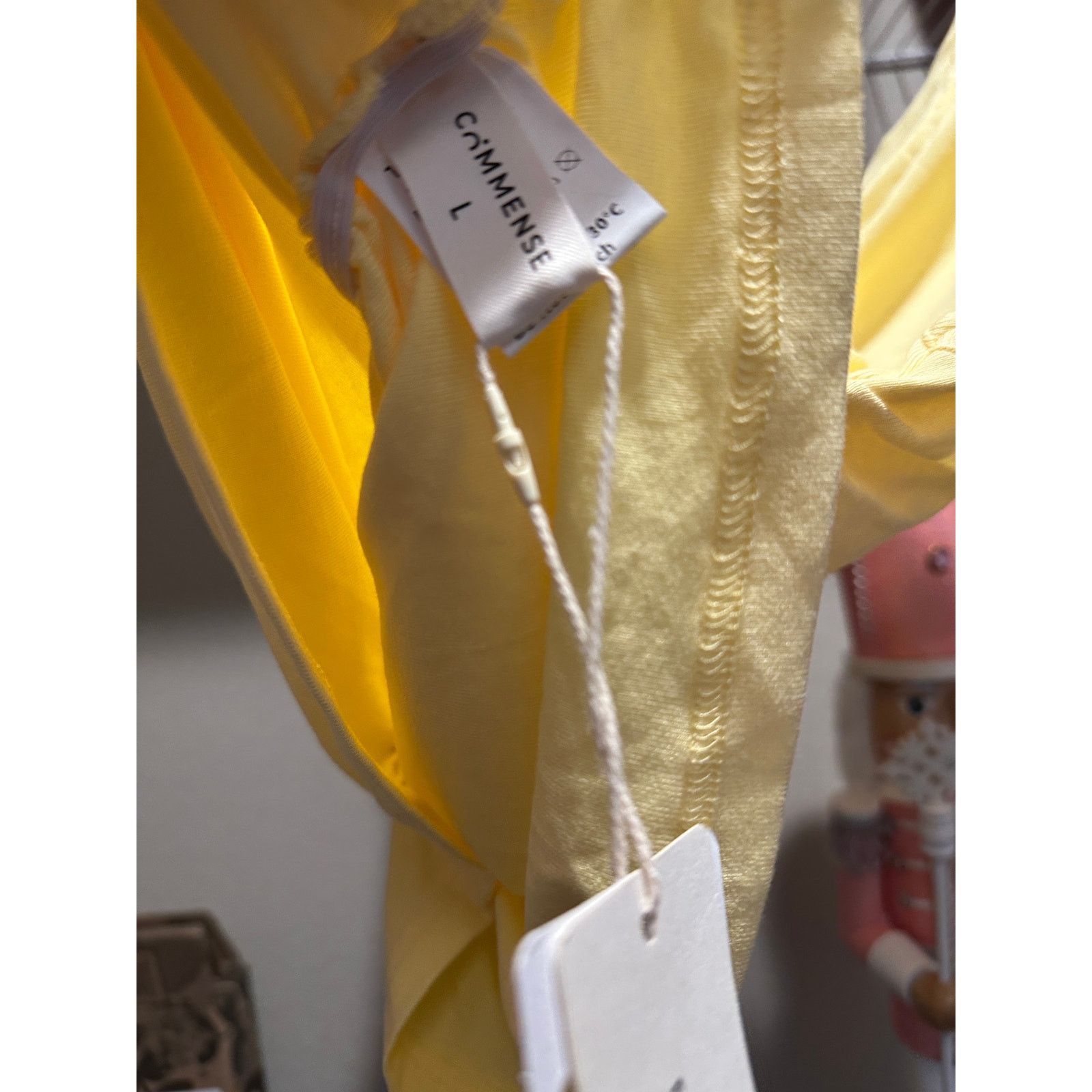 Other Commense Yellow Asymmetrical Neck Sleeveless Ribbed T-Shirt Size L / US 10 / IT 46 - 6 Thumbnail