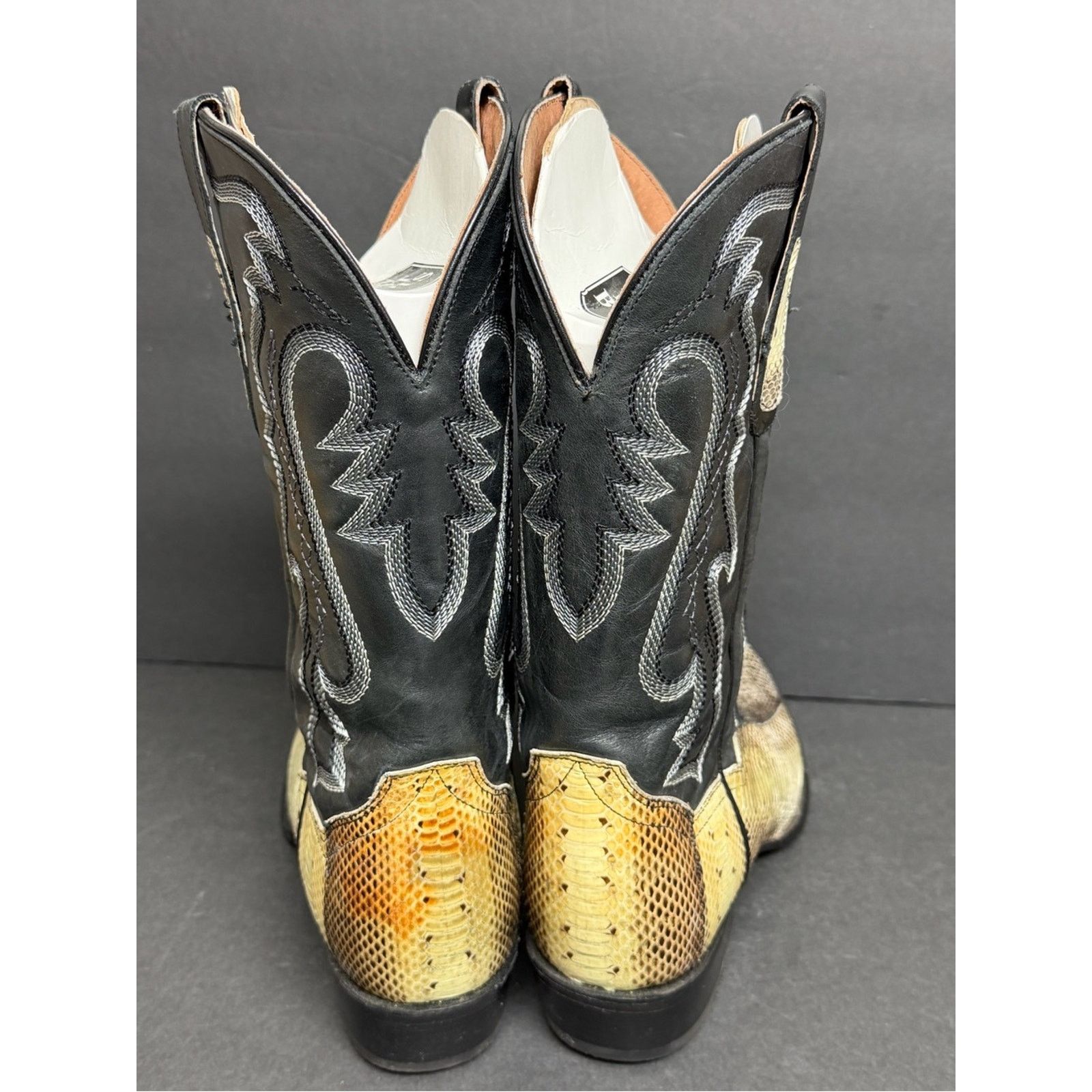 Dan Post Dan Post Exotic Python Men Size 9.5 D Snakeskin Cowboy Boots Size US 9.5 / EU 42-43 - 7 Thumbnail