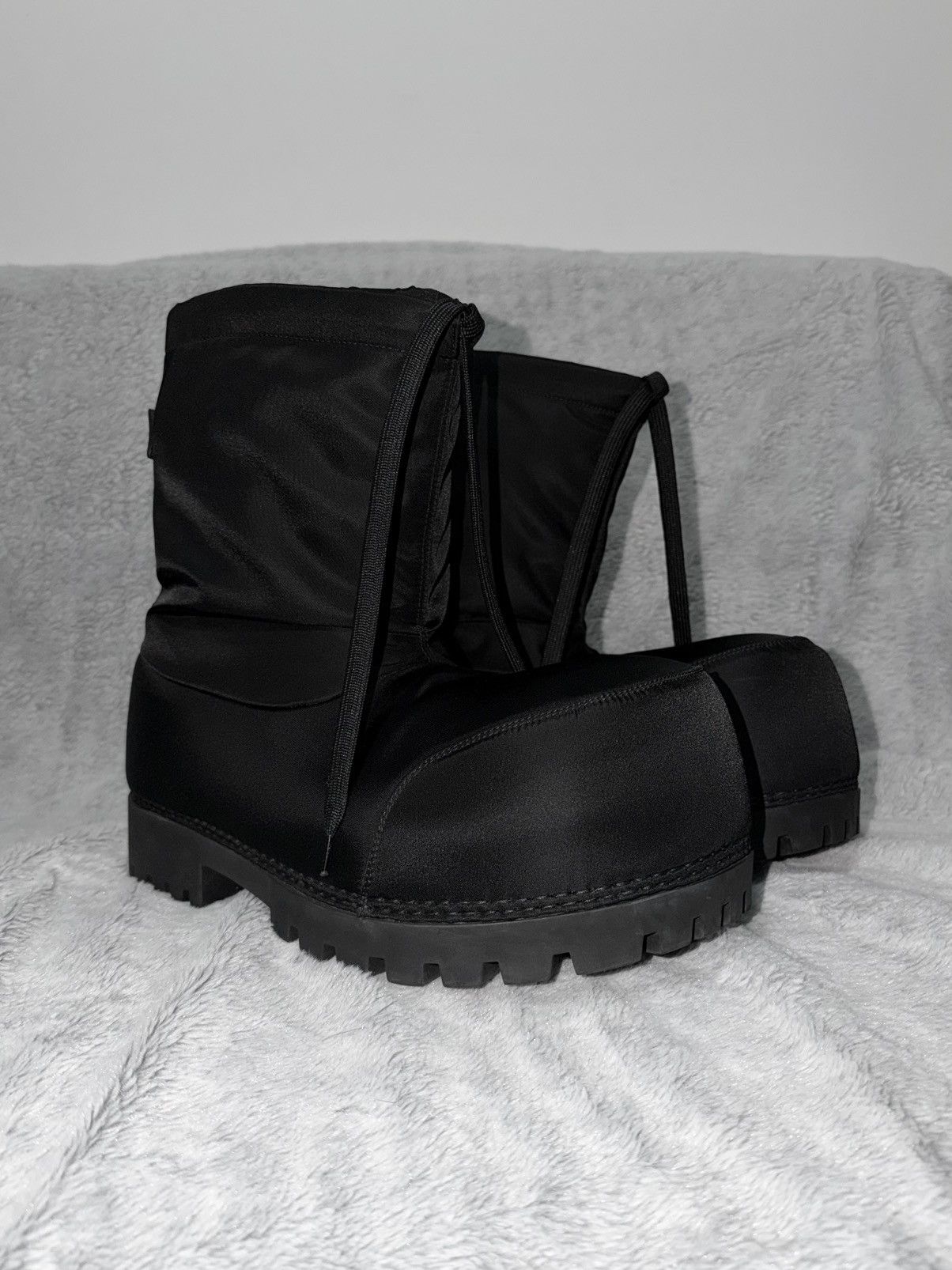 FW23 Balenciaga Alaska Low Ski Boots