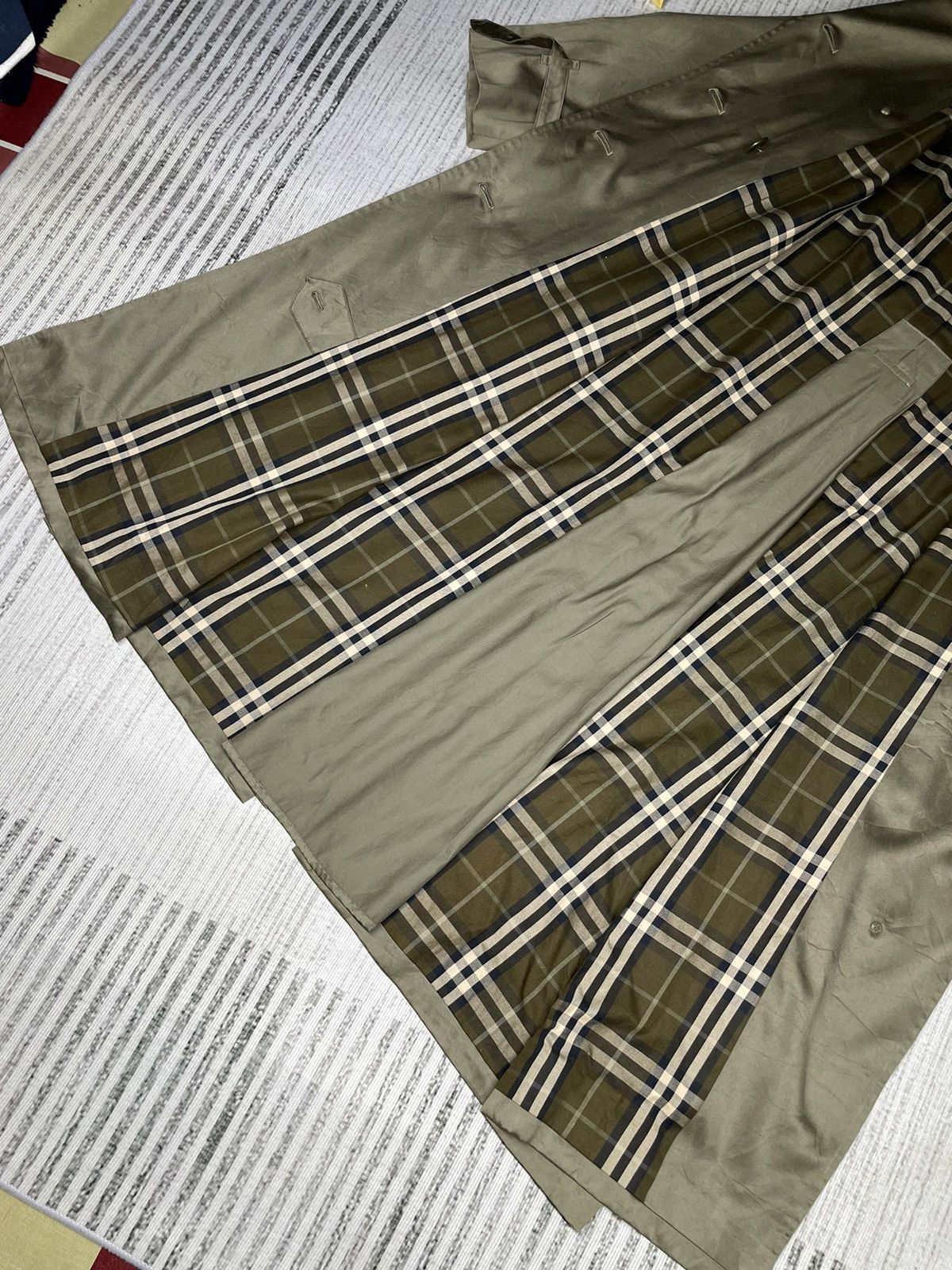 Burberry a58 Vintage Burberrys tranch Coat Size US L / EU 52-54 / 3 - 14 Thumbnail