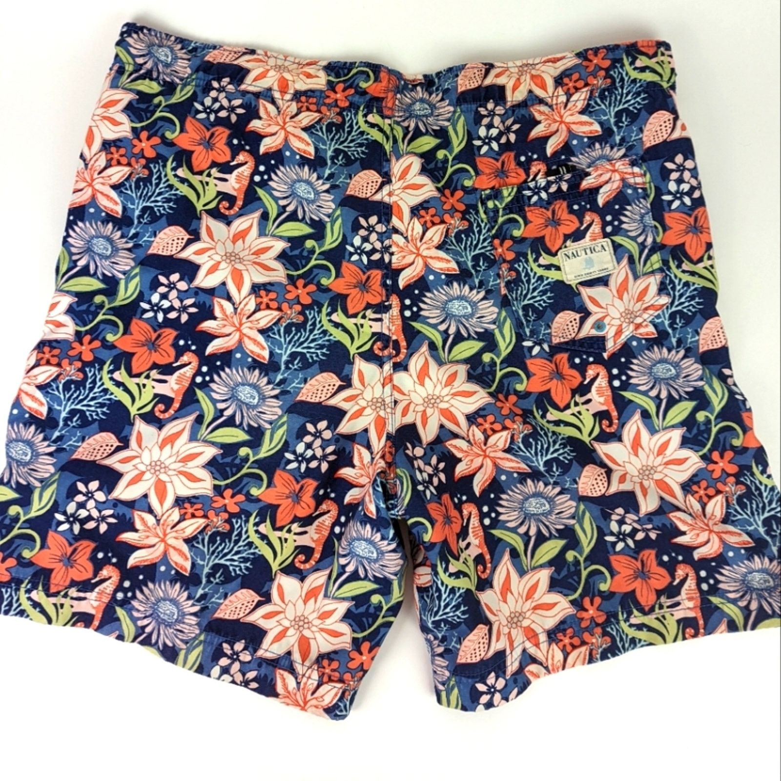 Nautica Nautica Hibiscus Men's Board Shorts Size US 32 / EU 48 - 3 Thumbnail