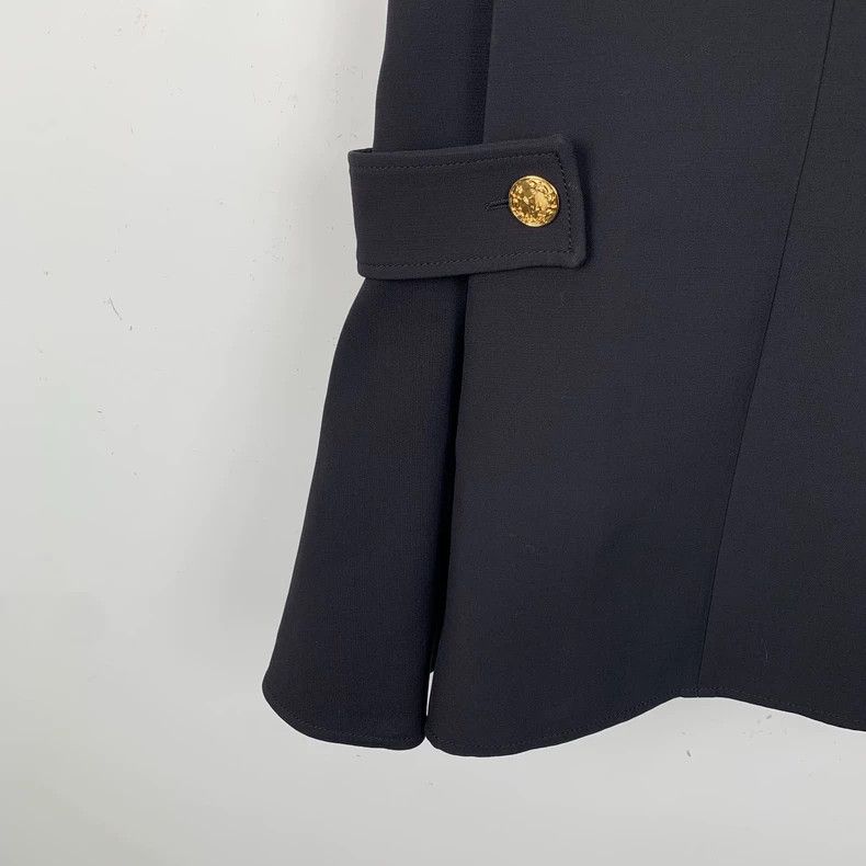 Louis Vuitton Louis Vuitton 22 Black Sheep and Wool Zip Crew Neck Short Size XXS / US 00 / IT 34 - 4 Thumbnail