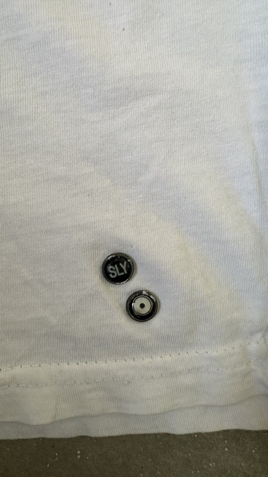 VINTAGE SLY JEANSWEST SNAP SHOT TEE