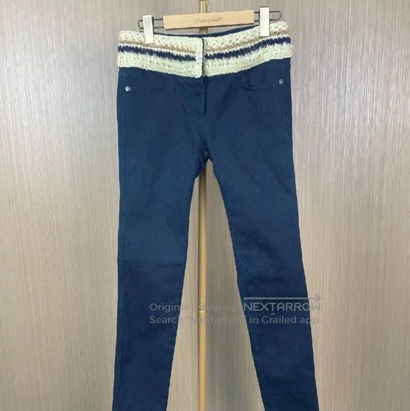Chanel Navy Cotton Casual Pants .