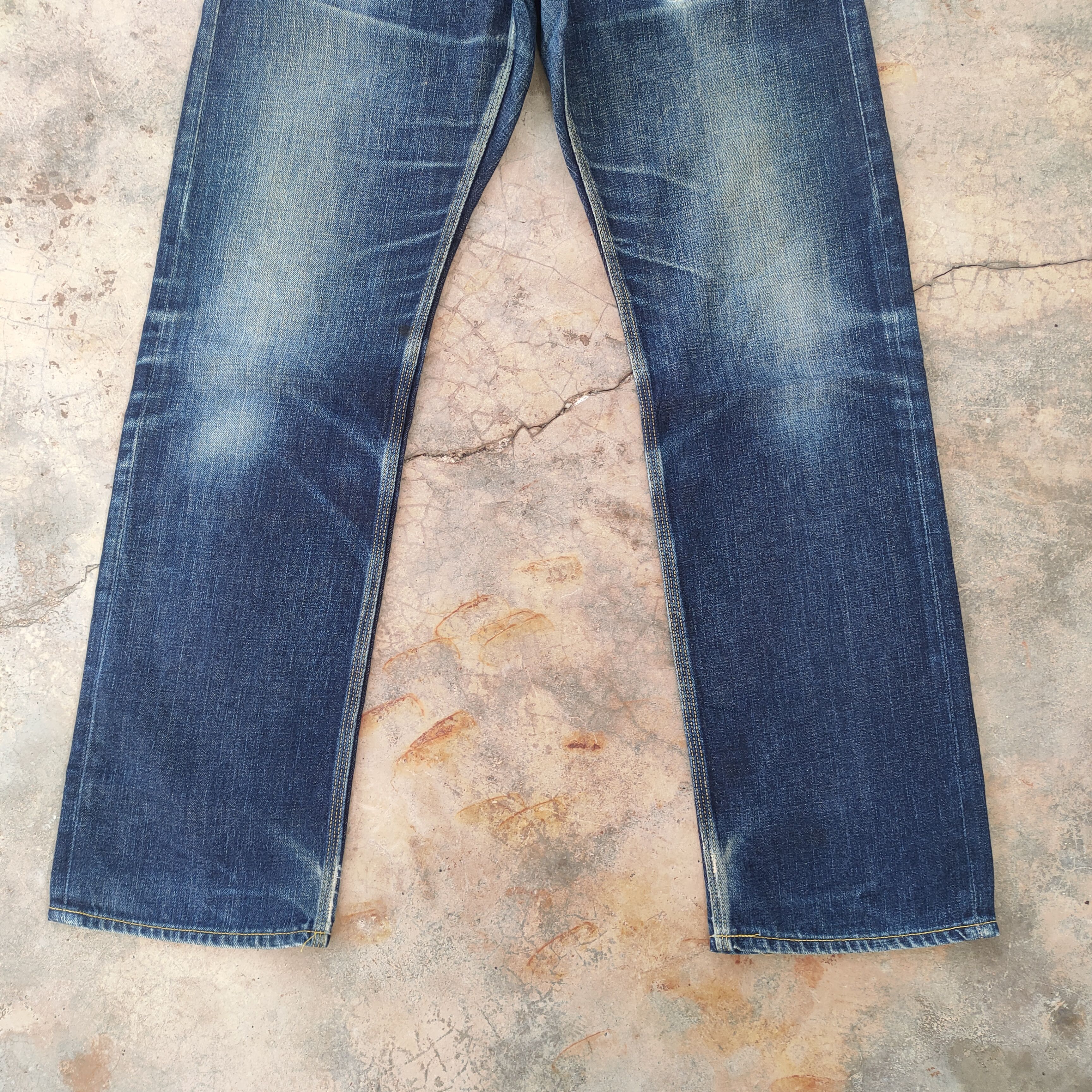 Jean W32 VINTAGE BACK NUMBER RIPPED FADED JEANS DENIM PANTS Size US 32 / EU 48 - 3 Thumbnail