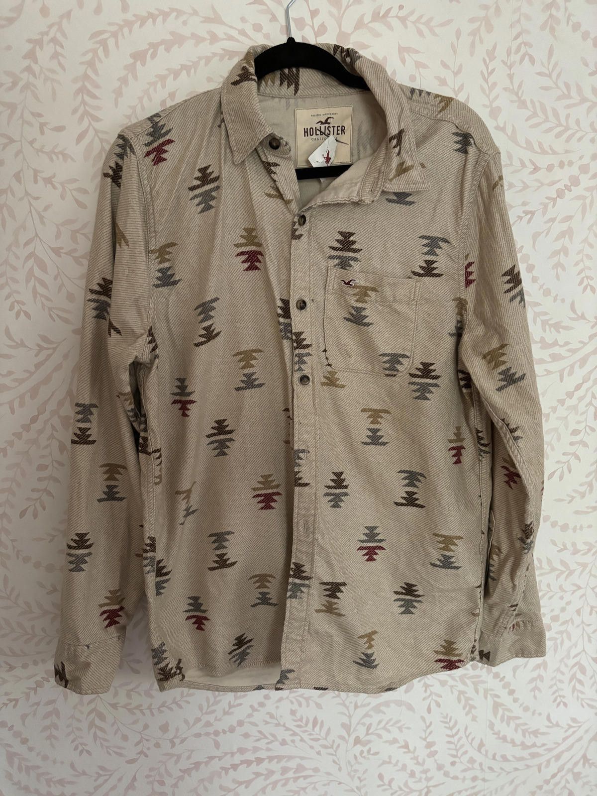 Hollister NWT Hollister Men’s Casual Printed Button-Up Shirt - M MED Size US M / EU 48-50 / 2 - 1 Thumbnail