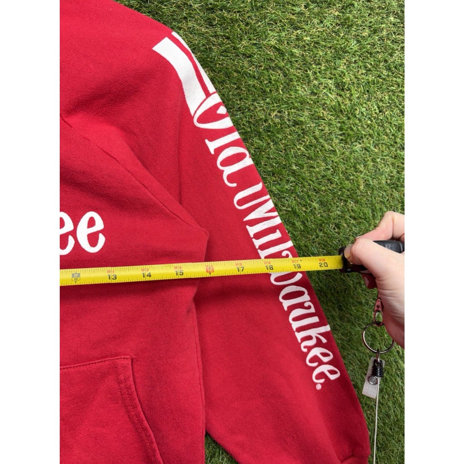 Vintage VINTAGE Milwaukee Tracksuit Mens M Red Polyester Zip Tracksuit Costume Agent Halloween Cosplay Man Mens Medium Red Tracksuit 80s Beer Size 40R - 3 Thumbnail