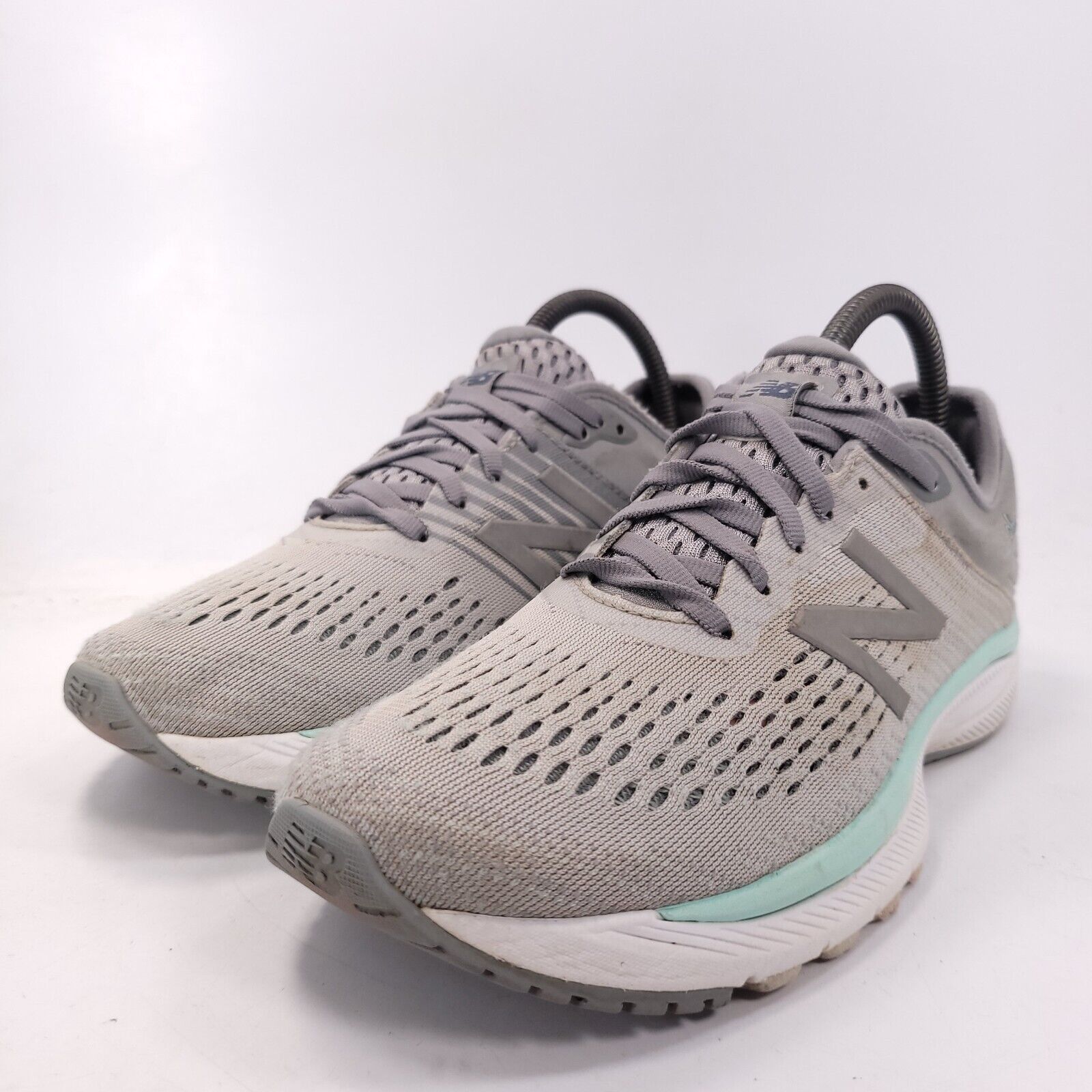 New Balance New Balance 860 Athletic Shoe Women Size 8.5 Gray Blue White Size US 8.5 / IT 38.5 - 1 Thumbnail