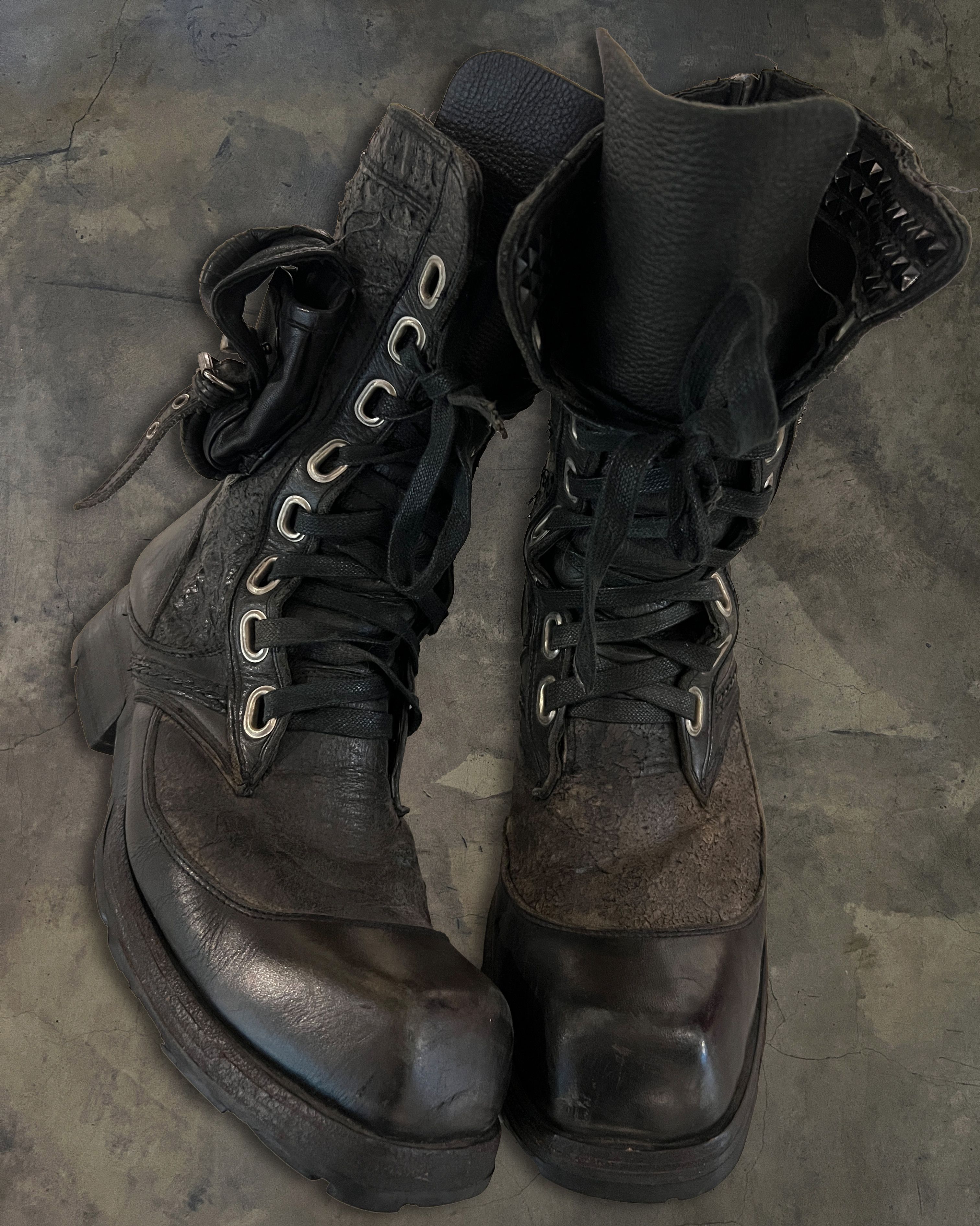 KMRII boots