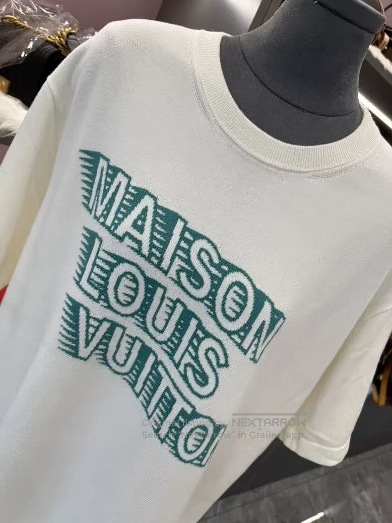 Louis Vuitton Louis Vuitton Sliding logo knitted half-sleeve T-shirt Size US L / EU 52-54 / 3 - 6 Thumbnail