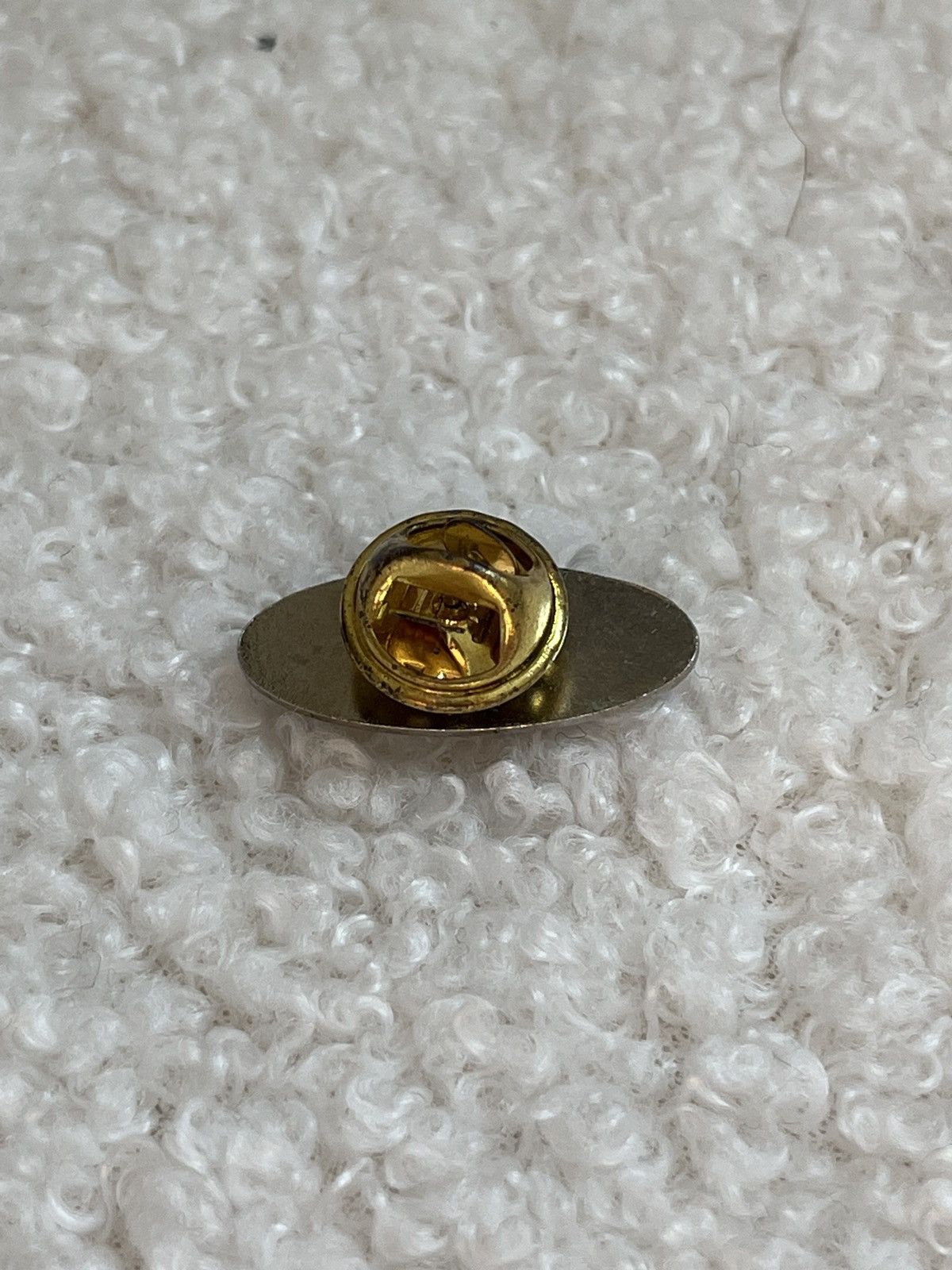 Ford Ford logo vintage pin Size ONE SIZE - 4 Thumbnail