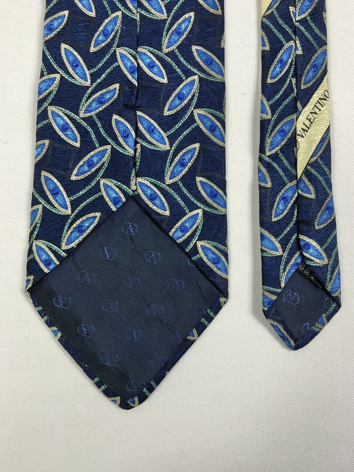 Valentino Rare Vintage Valentino Silk Tie Made in Italy Size ONE SIZE - 6 Thumbnail