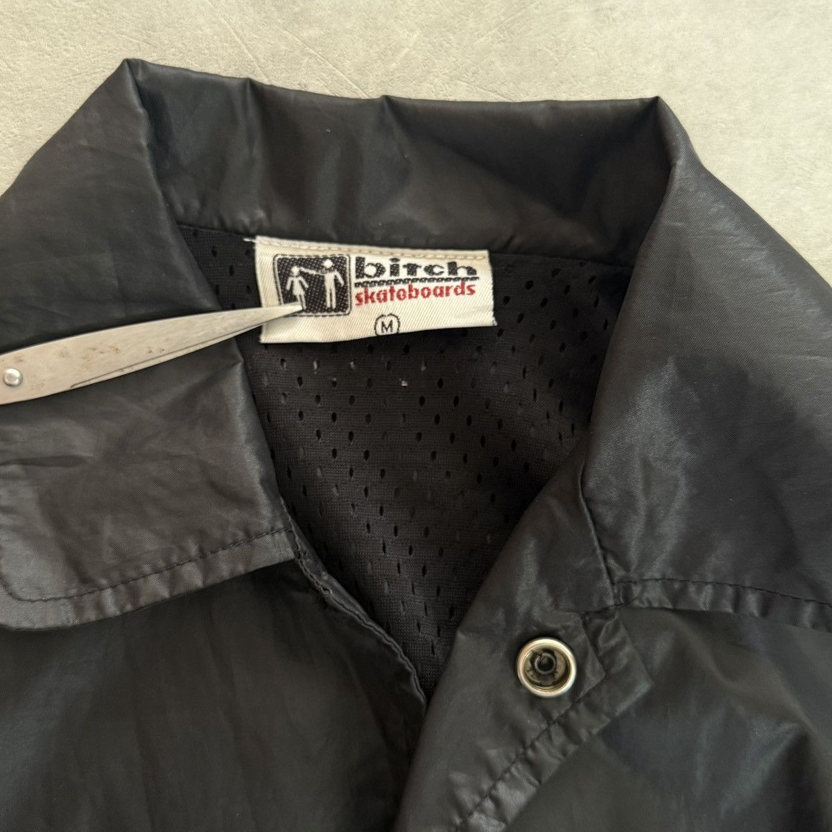 Vintage Vintage Bitch Skateboards Coach Jacket Size US S / EU 44-46 / 1 - 3 Thumbnail