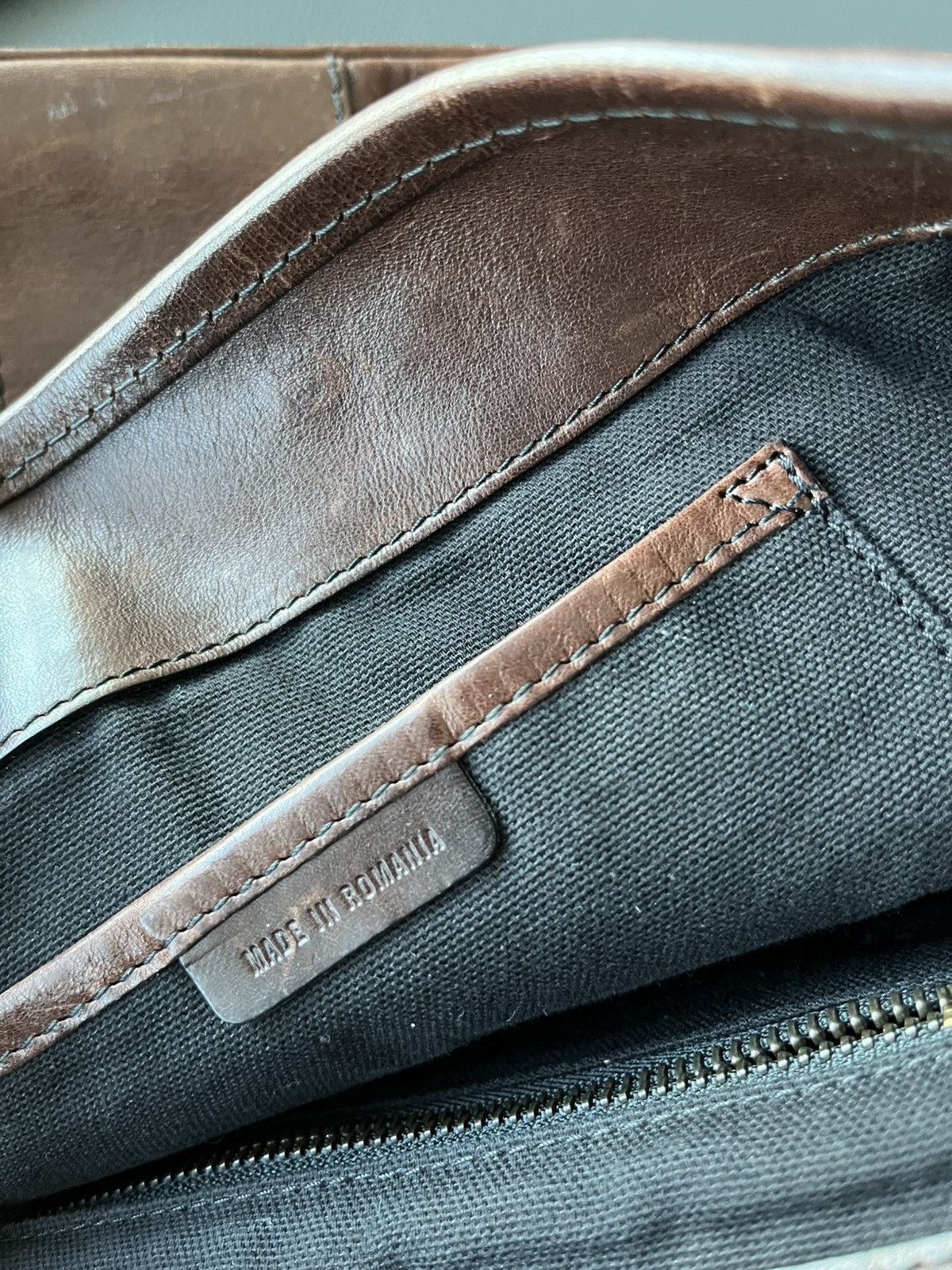 Burberry BBR $3k Rare Vintage Classic Logo Messenger Crossbody Bag Size ONE SIZE - 4 Thumbnail
