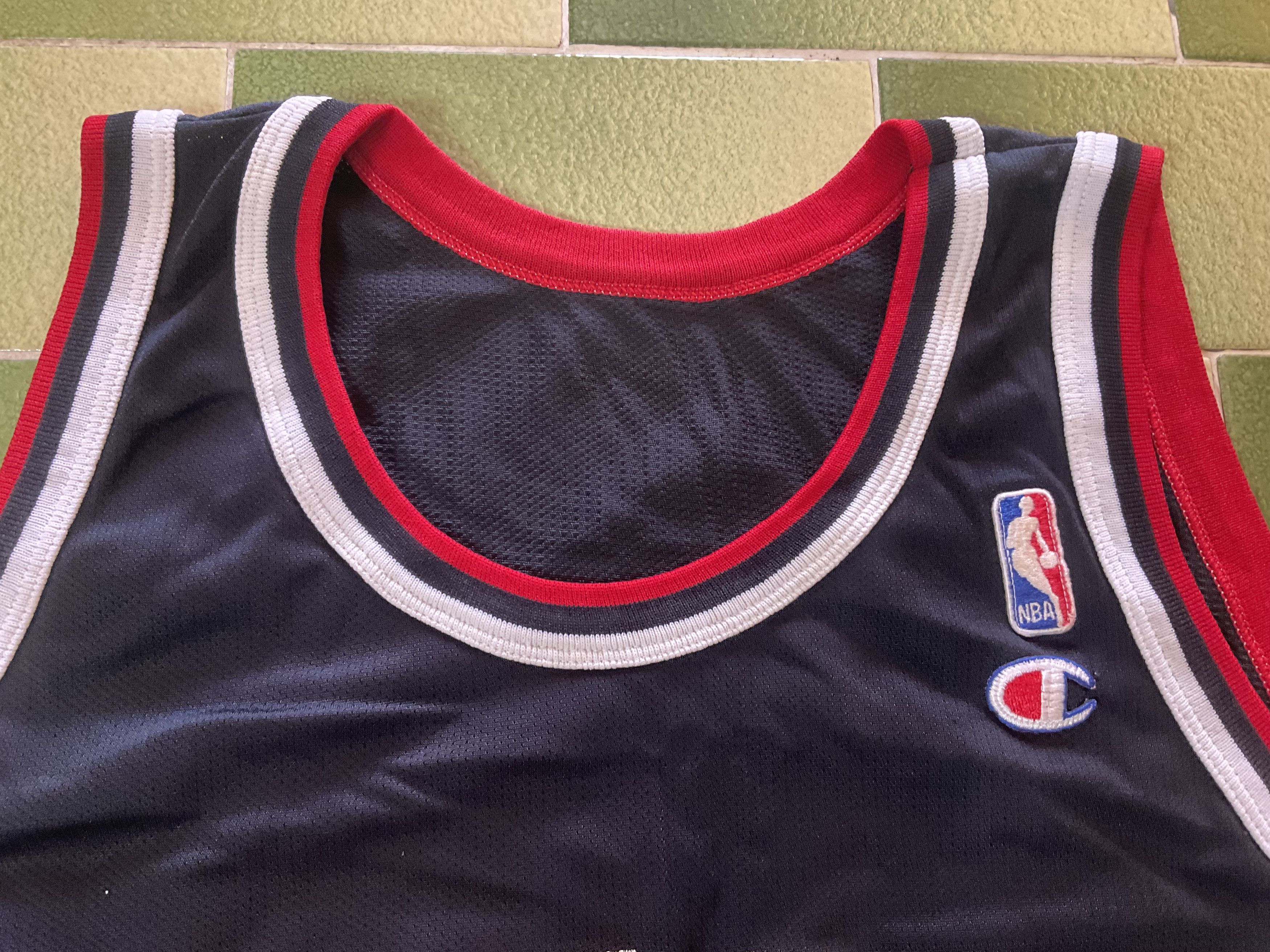 NBA Vintage Champion Chicago Bulls #23 Michael Jordan Jersey Size US XL / EU 56 / 4 - 5 Thumbnail