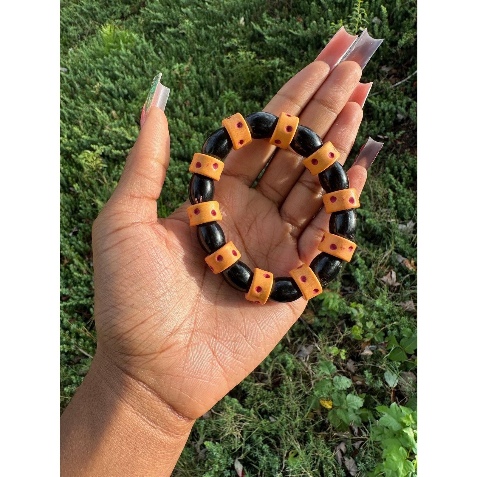 Other beautiful medium sized beaded bracelets Size ONE SIZE - 6 Thumbnail