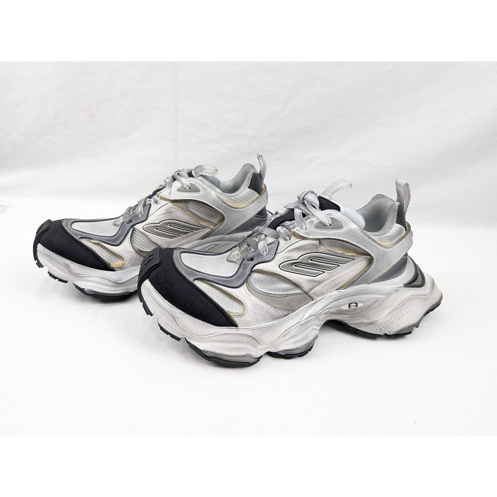 Balenciaga o1rshd1 Suede Mesh Cargo Sneakers in White/Grey Size US 10 / EU 43 - 13 Thumbnail
