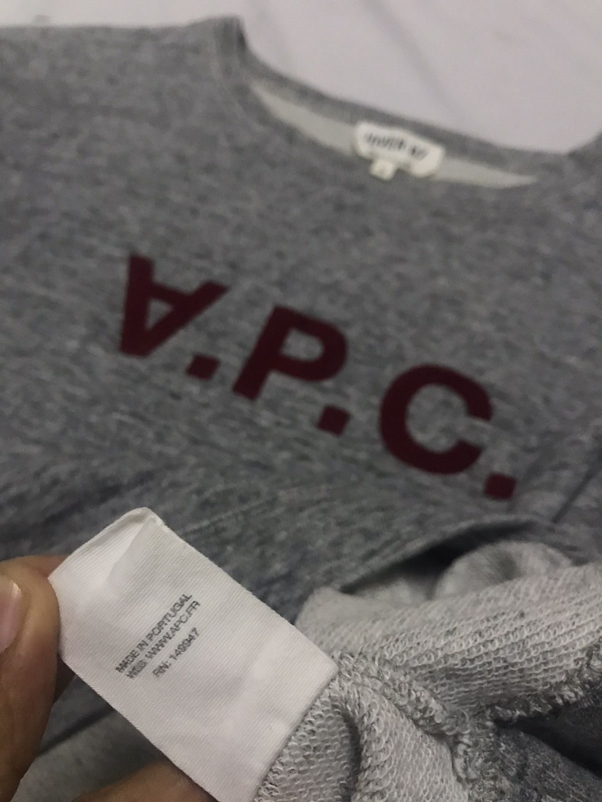 A.P.C. A.P.C - Hiver 87 Upside Logo Crop Sweatshirt Size M / US 6-8 / IT 42-44 - 11 Thumbnail