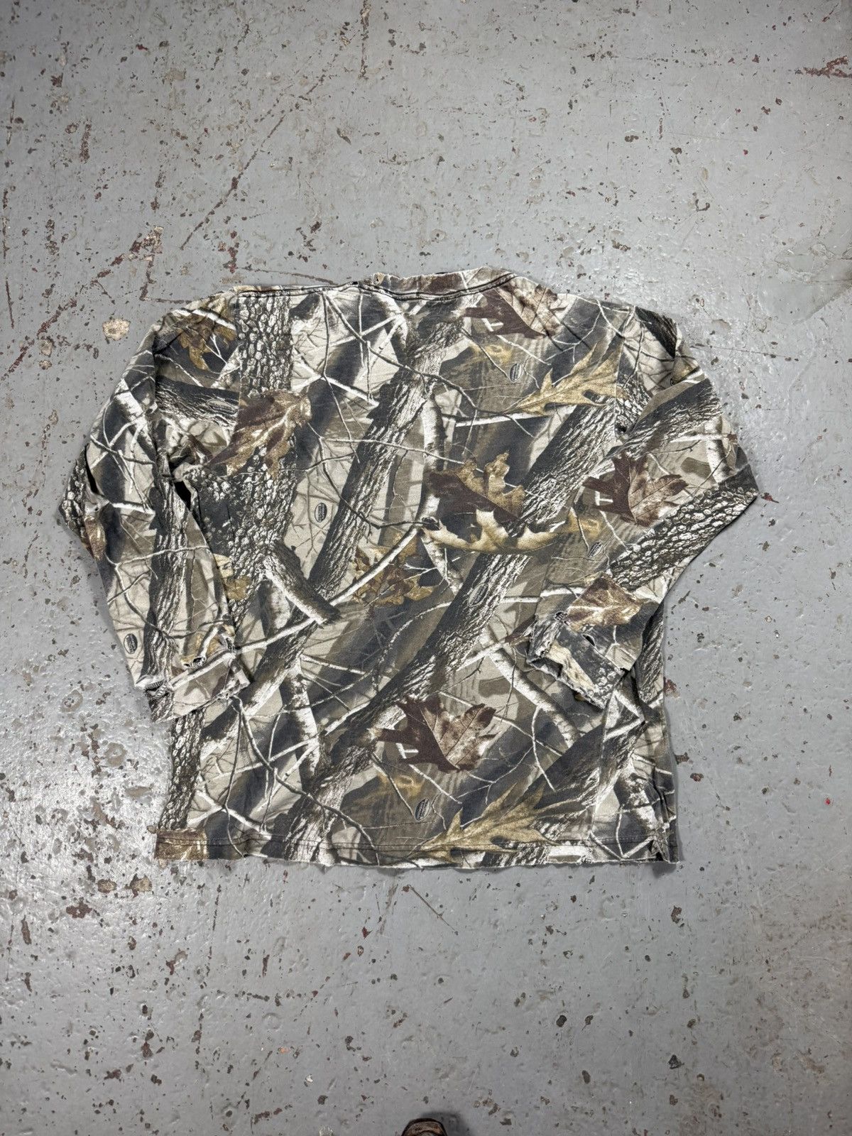 Vintage Vintage Distressed Real tree Long Sleeve Tee Size US M / EU 48-50 / 2 - 8 Thumbnail