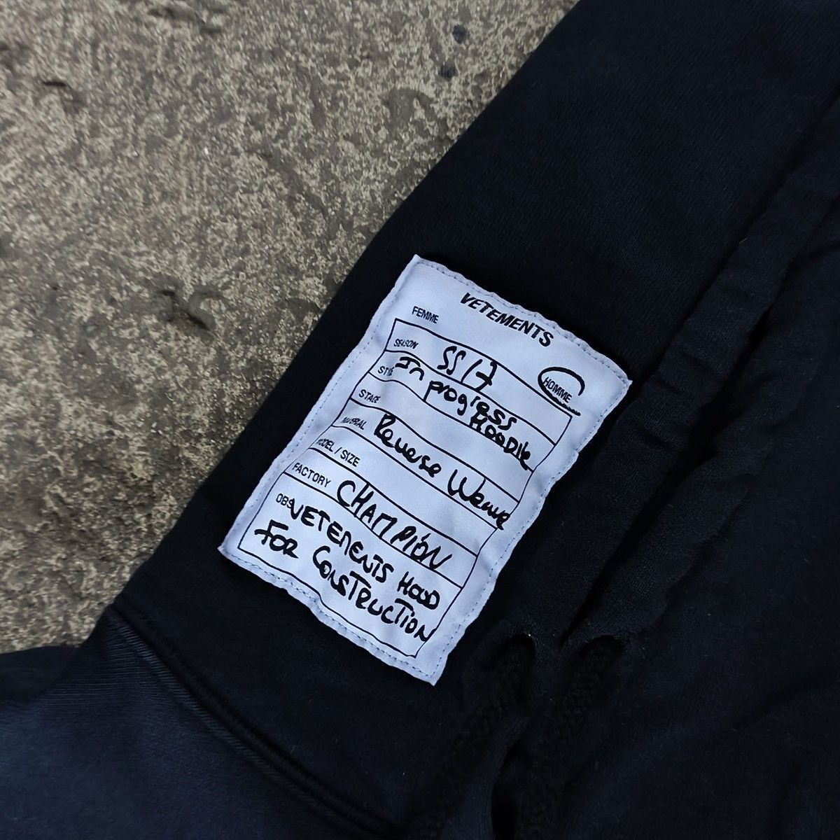 Champion × Vetements Vetements Champion in progress hoodie Size US S / EU 44-46 / 1 - 3 Thumbnail