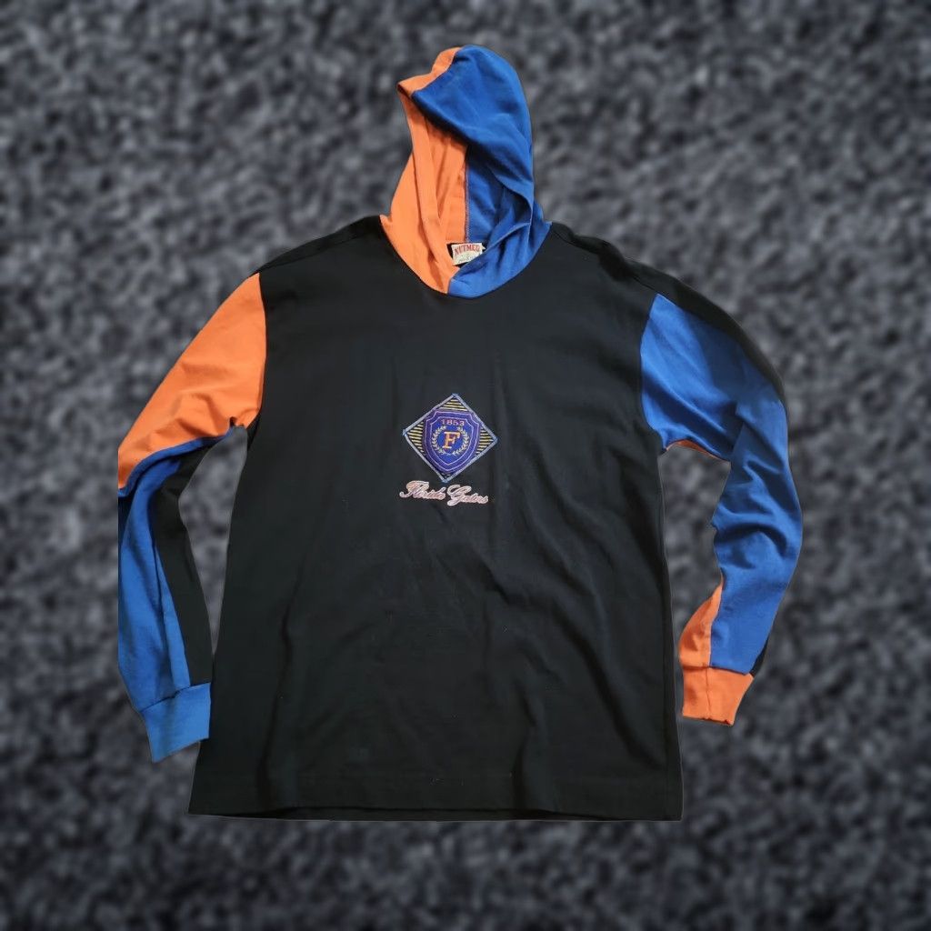 Nutmeg VINTAGE Nutmeg Gators Patch Hoodie T Shirt Mens M Black 90s College Distressed Size US M / EU 48-50 / 2 - 1 Thumbnail