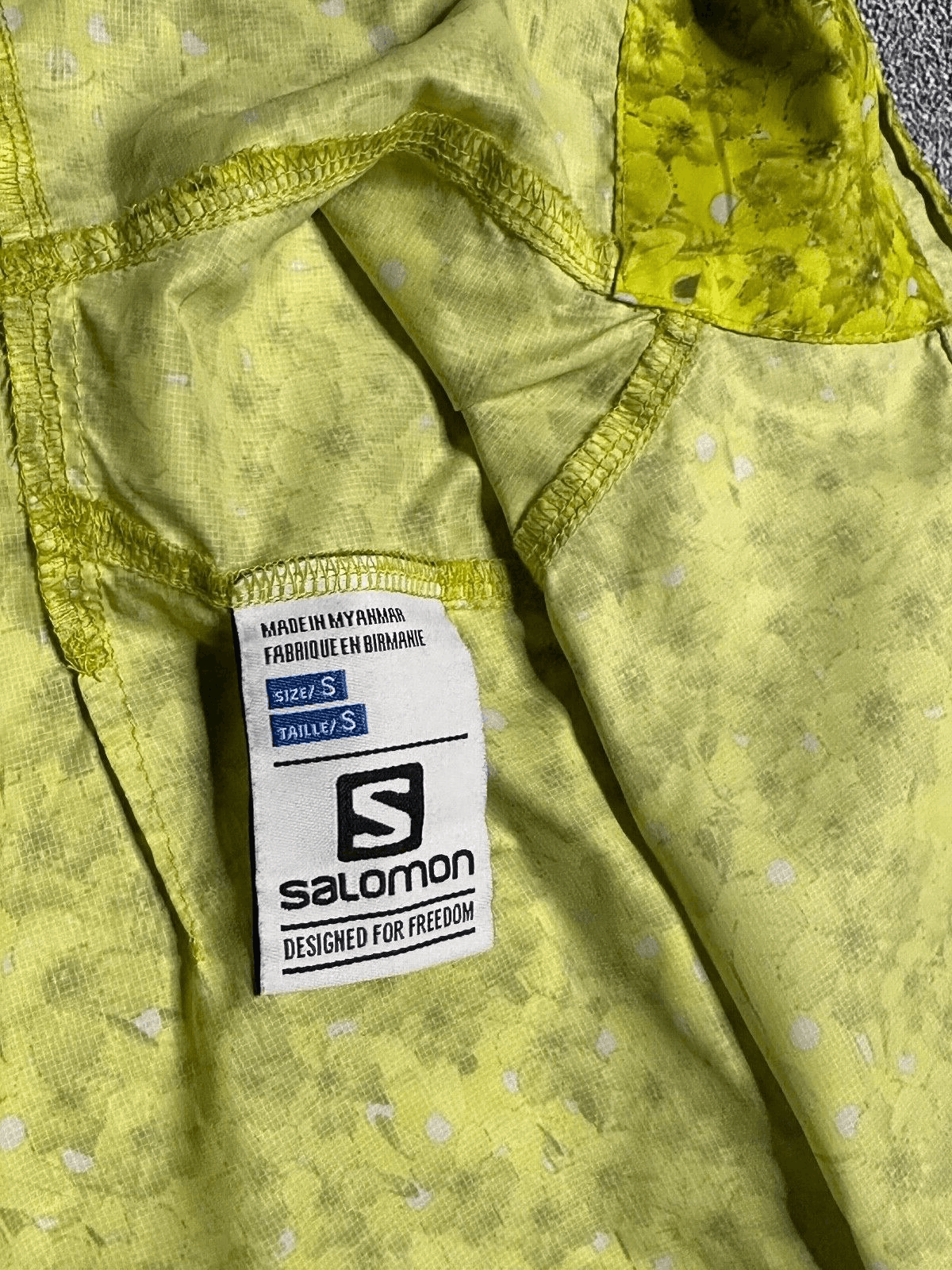 Salomon pit to pit-48cm/18.89inch back-68cm/22.83inch Size S / US 4 / IT 40 - 4 Thumbnail