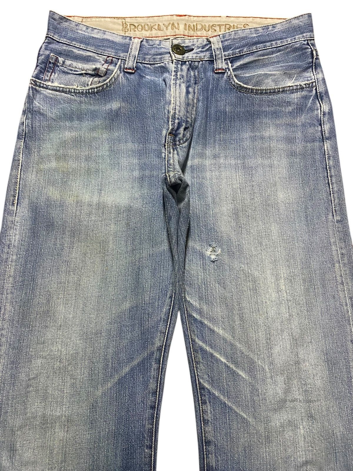 Brooklyn Industries Vintage Brooklyn industries Light Wash Distressed Jeans Size US 32 / EU 48 - 3 Thumbnail