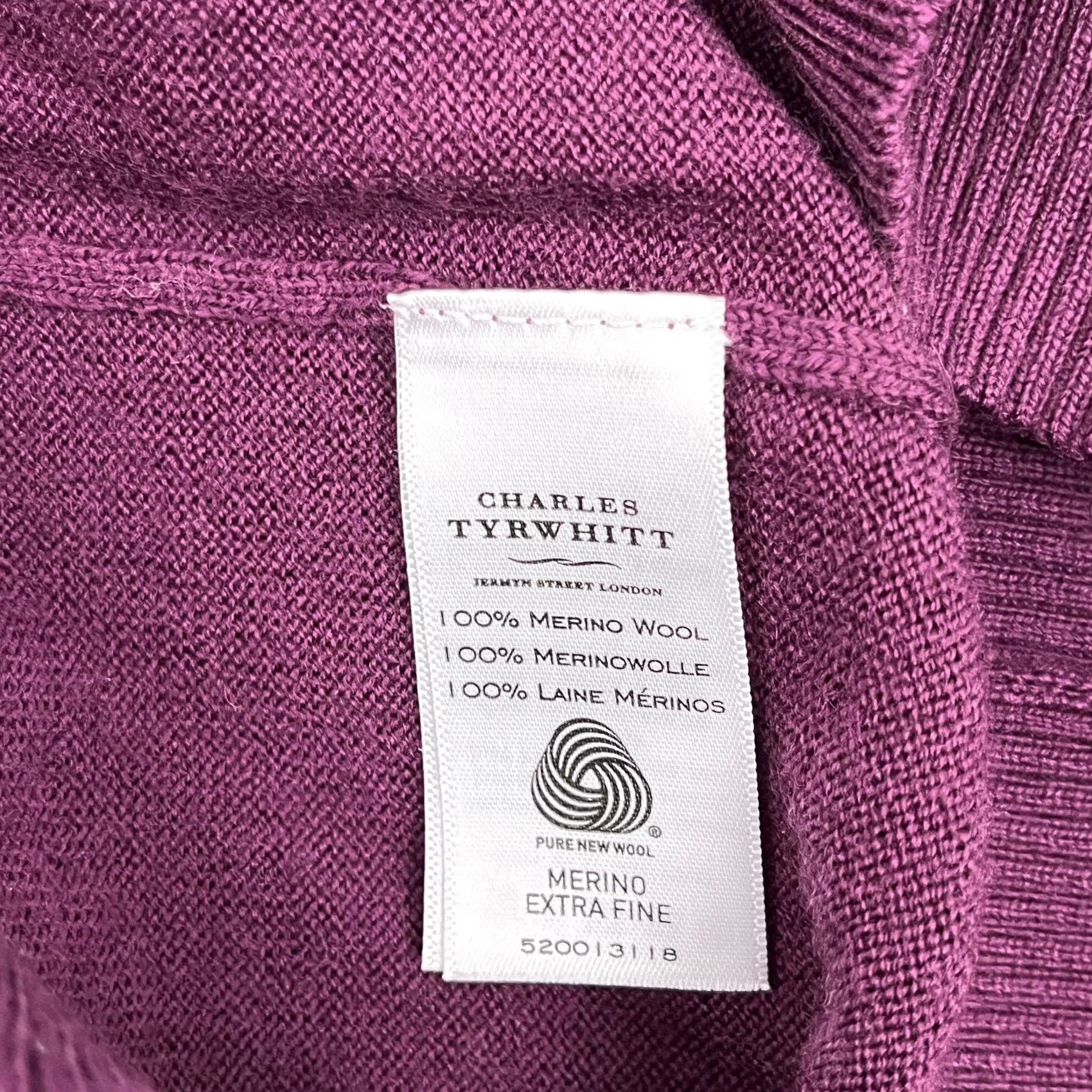 Charles Tyrwhitt Charles Tyrwhitt Sweater Mens M Merino Wool Deep Fuchsia Purple Smart Casual LS Size US M / EU 48-50 / 2 - 3 Thumbnail