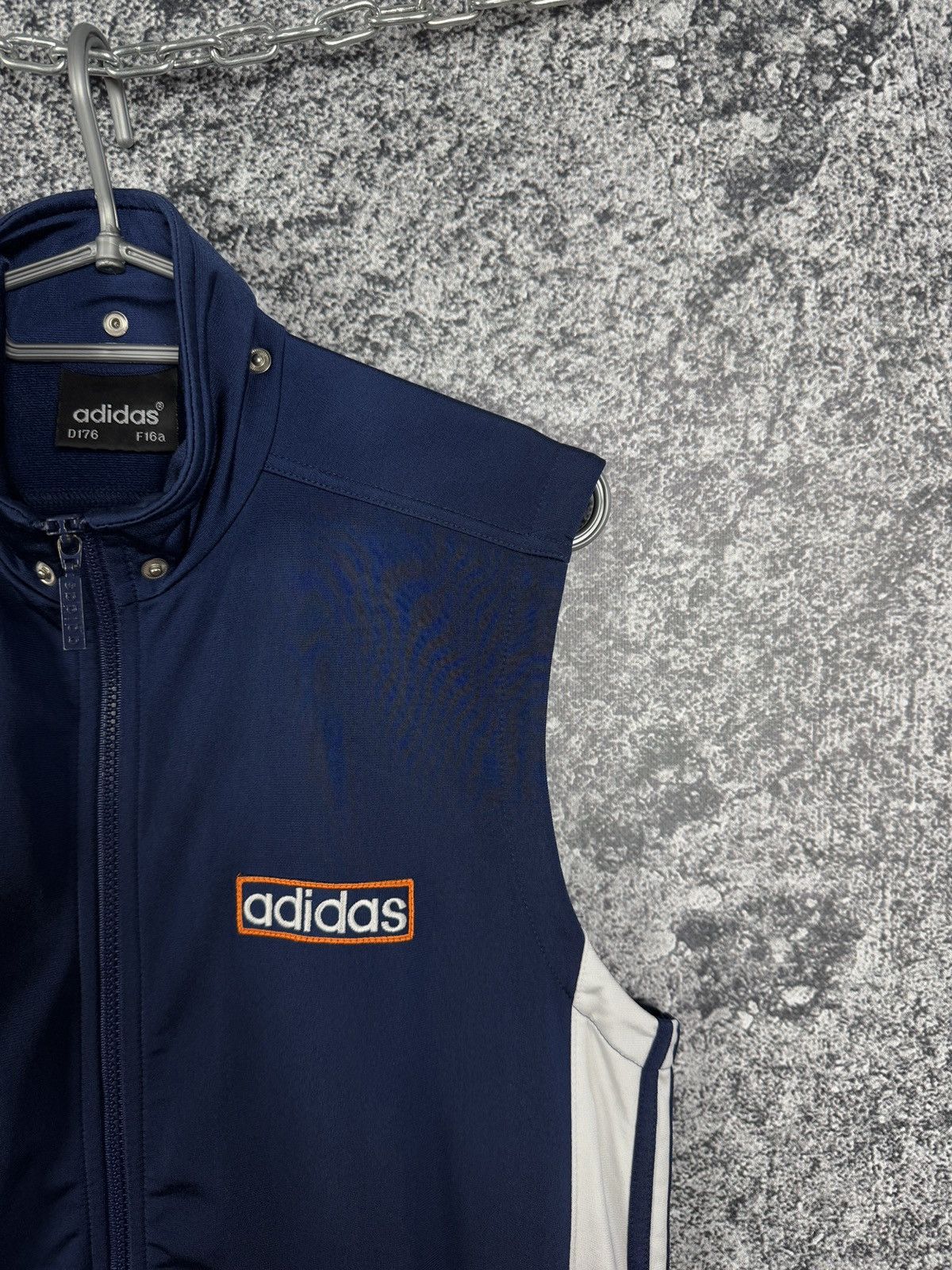Adidas Adidas Vintage Zip Up Vest The Brand With The Three Stripes Size US S / EU 44-46 / 1 - 3 Thumbnail
