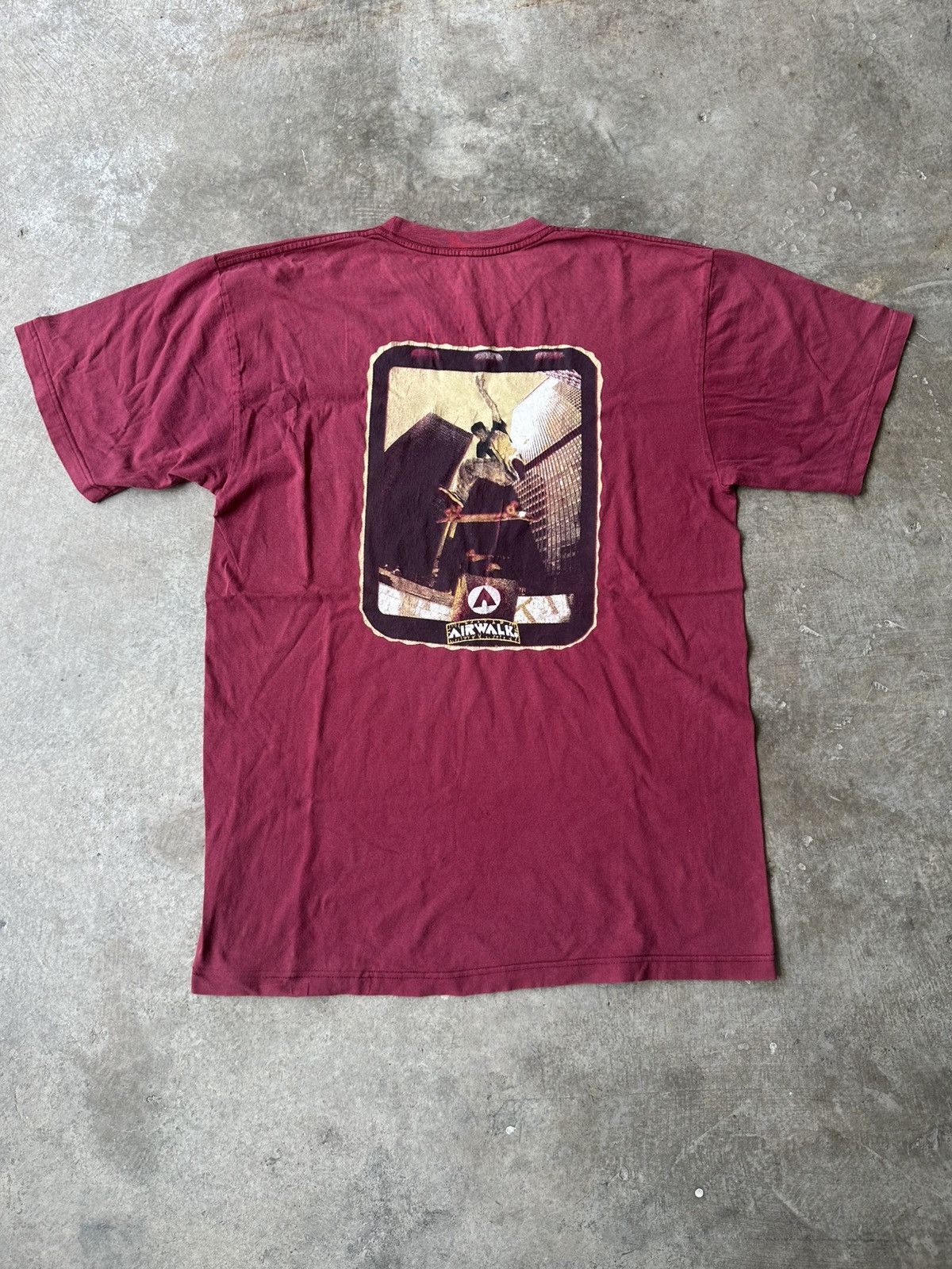 Airwalk Vintage Rare Airwalk Skateboarding Photo Tee Size US L / EU 52-54 / 3 - 3 Thumbnail